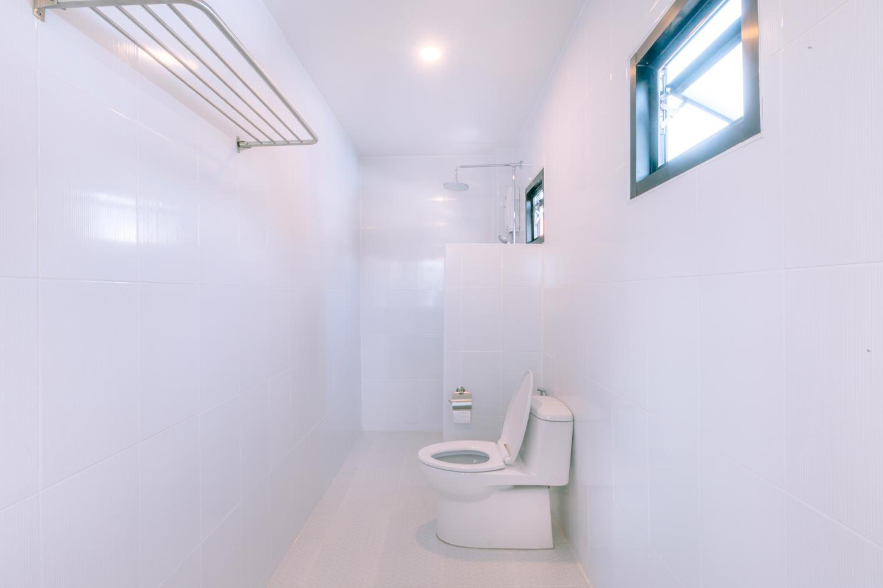 Standard Triple Room - Photo 15