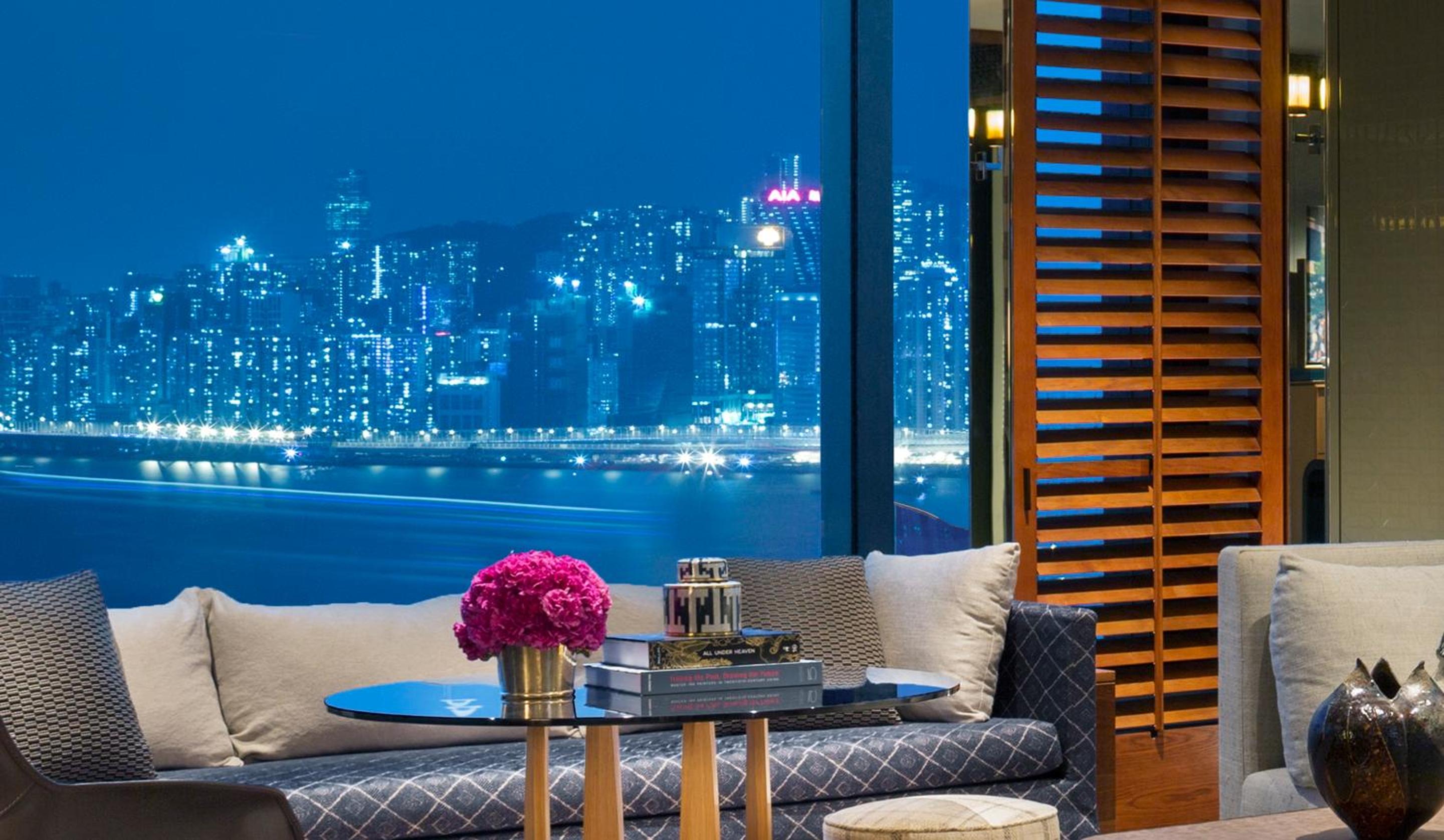 Deluxe Suite with Harbor View