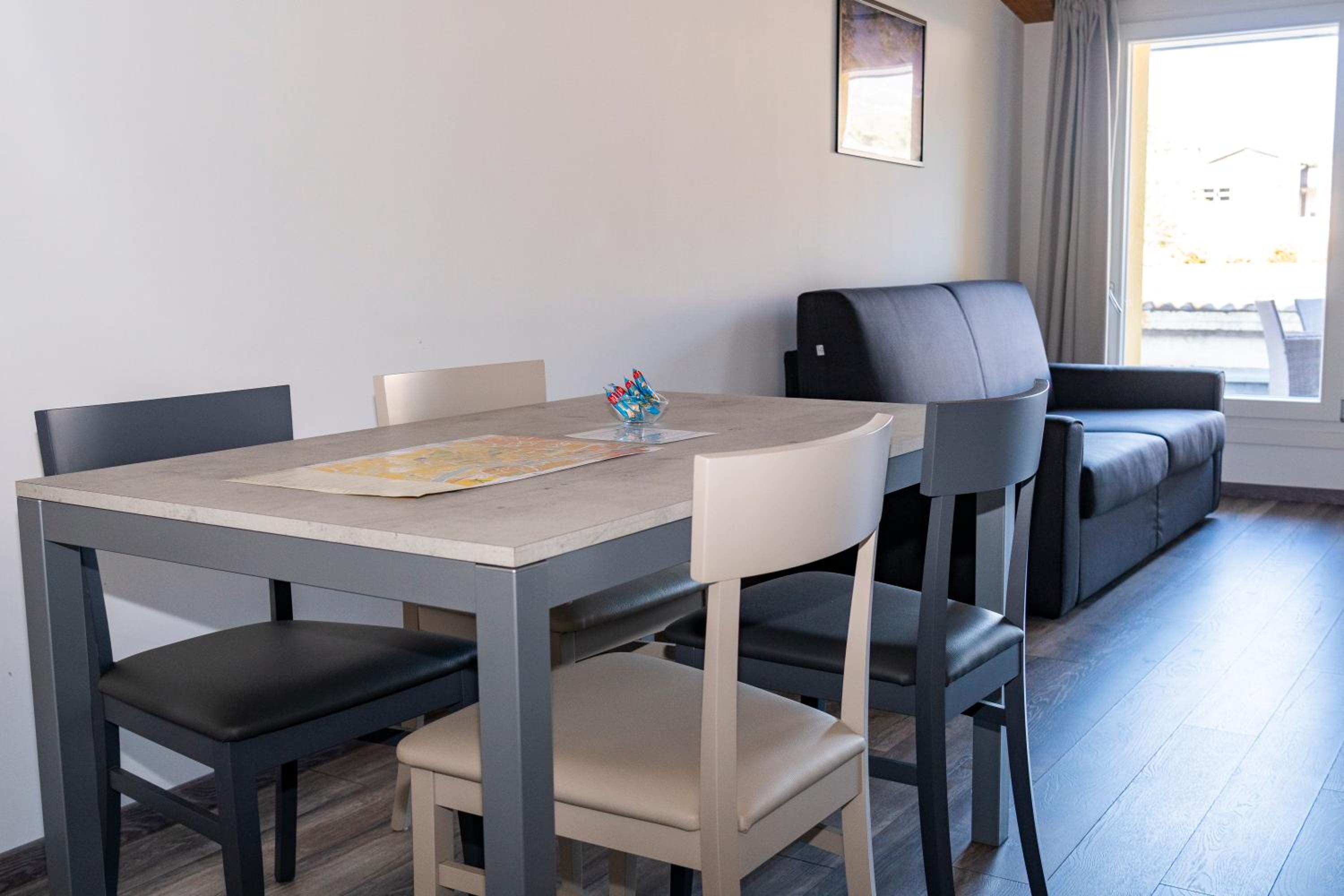 Apartment with Terrace photo 3