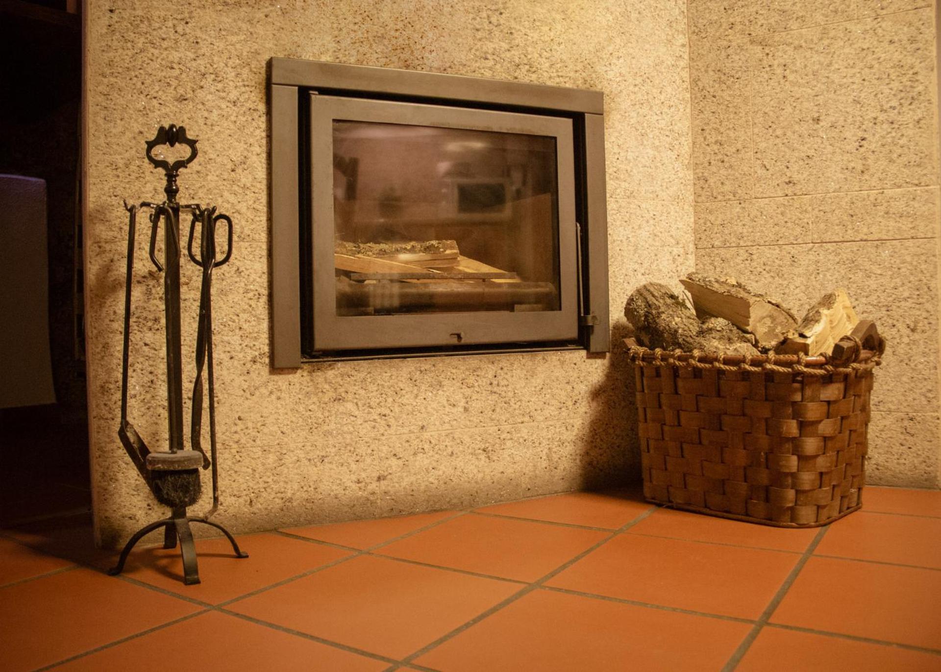 One-Bedroom House - Photo 11