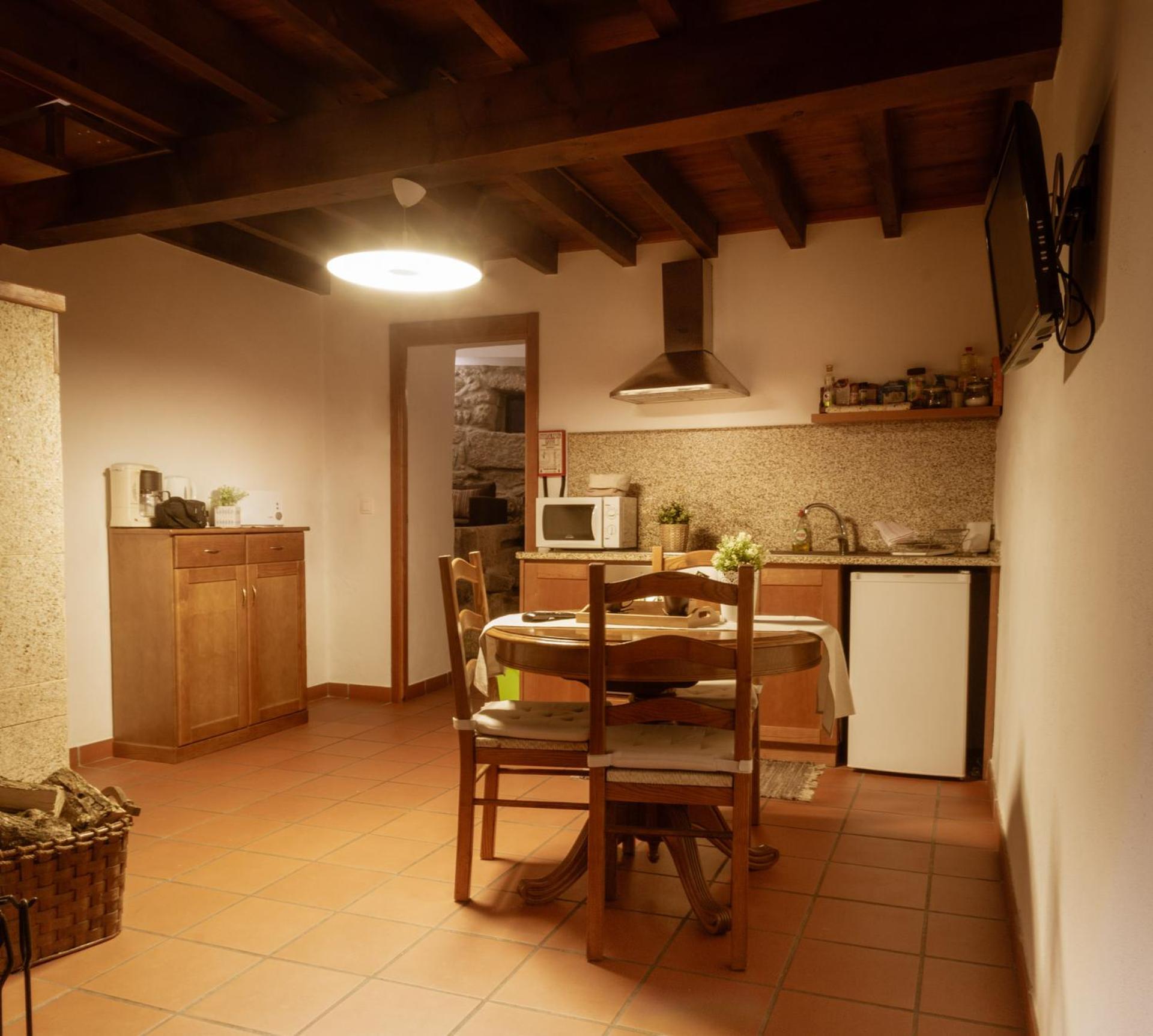 One-Bedroom House - Photo 10
