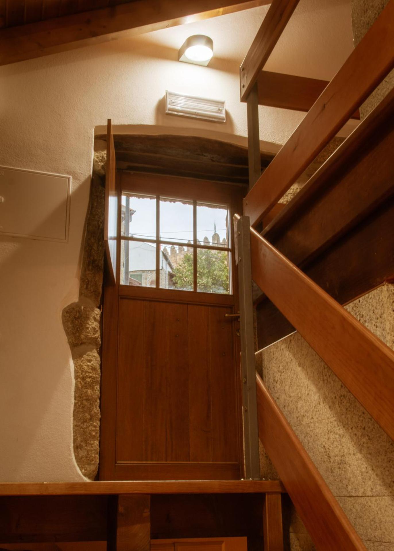 One-Bedroom House - Photo 9