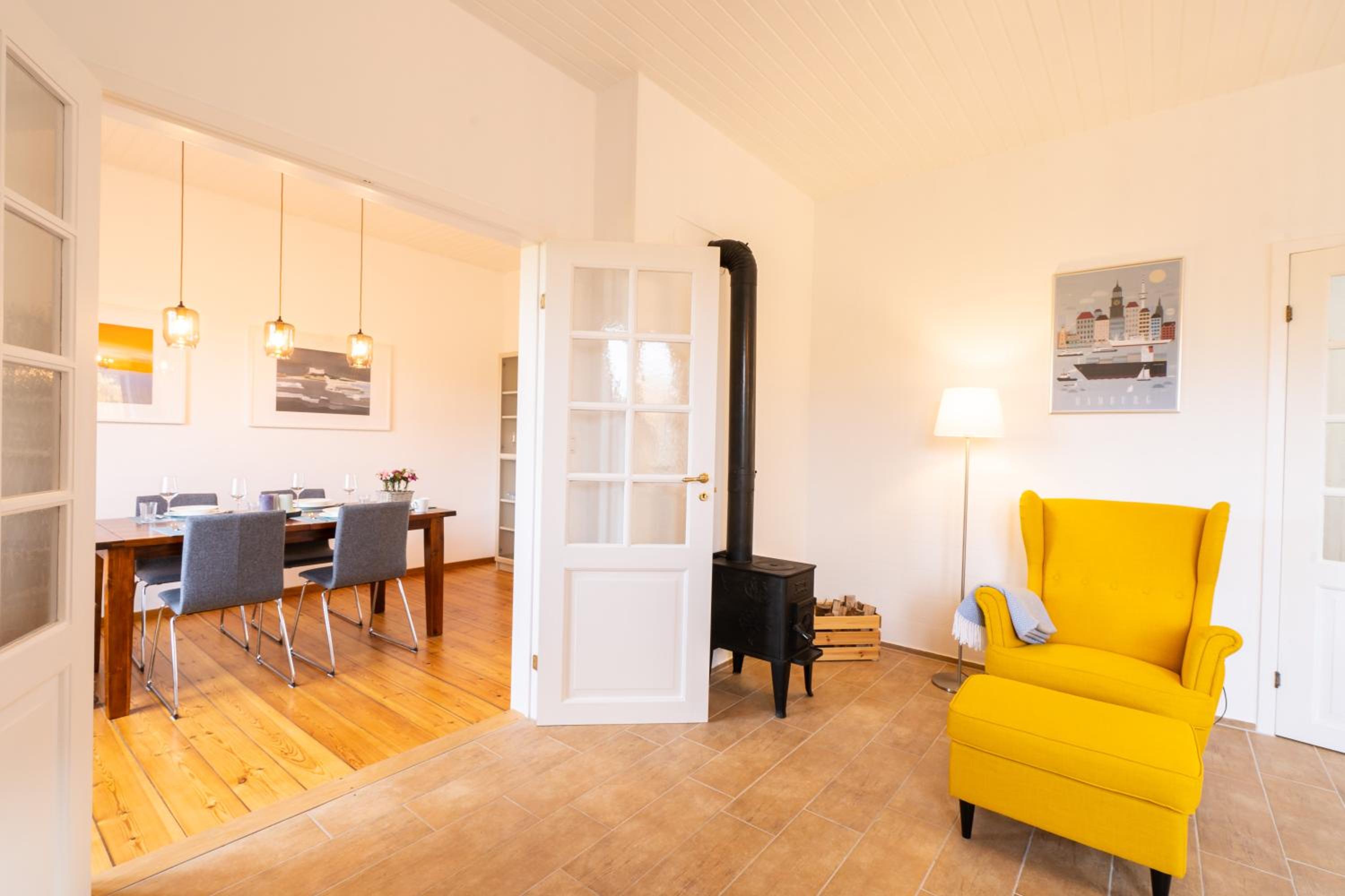 Two-Bedroom Apartment photo 3