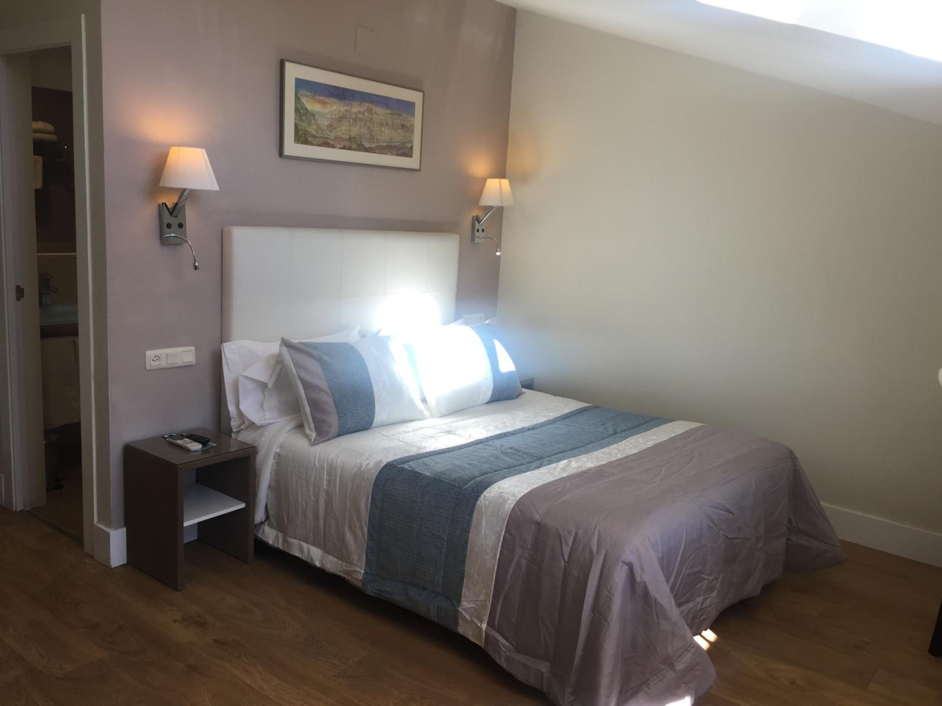 Double or Twin Room with View photo 2