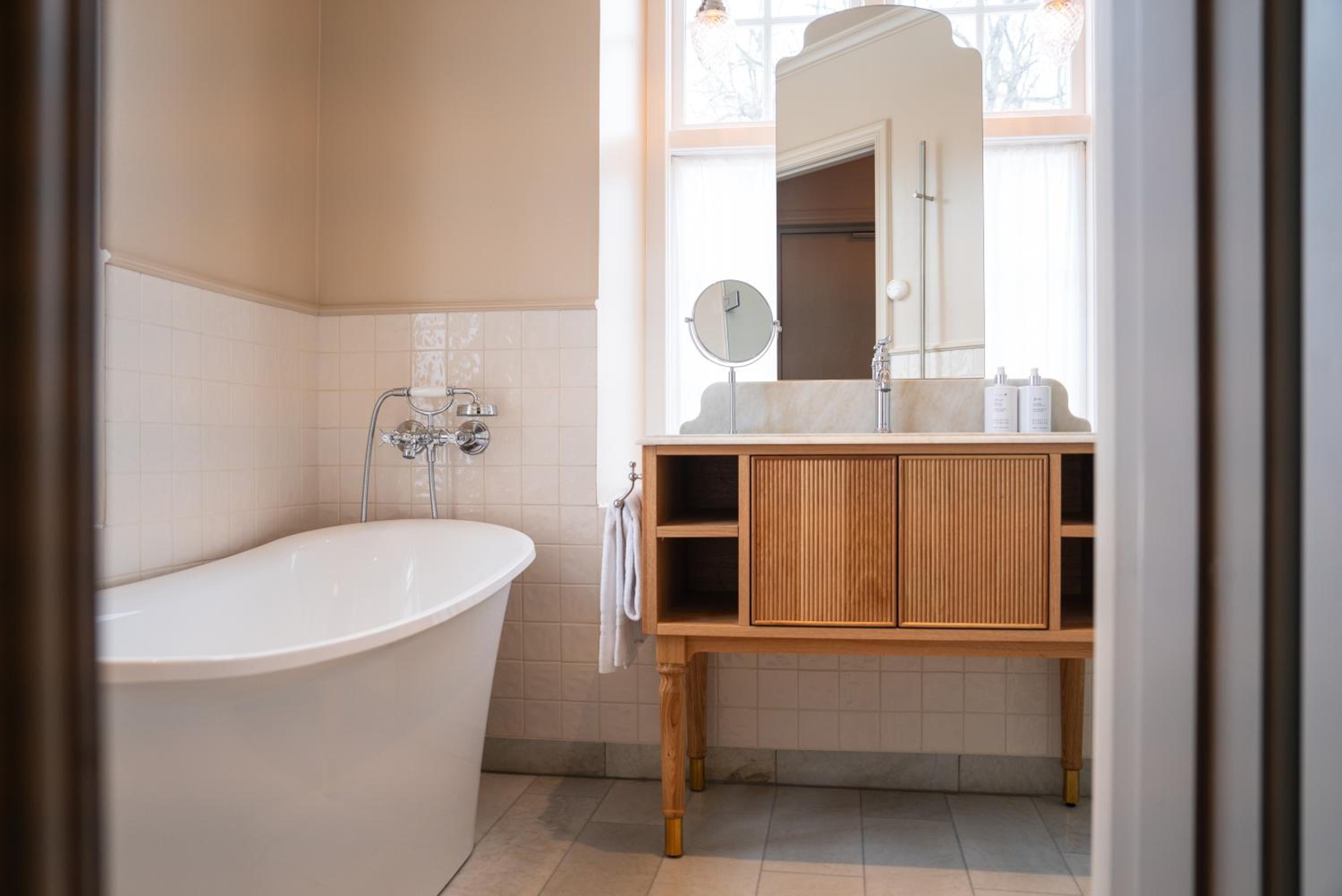 Deluxe Double Room with Bath