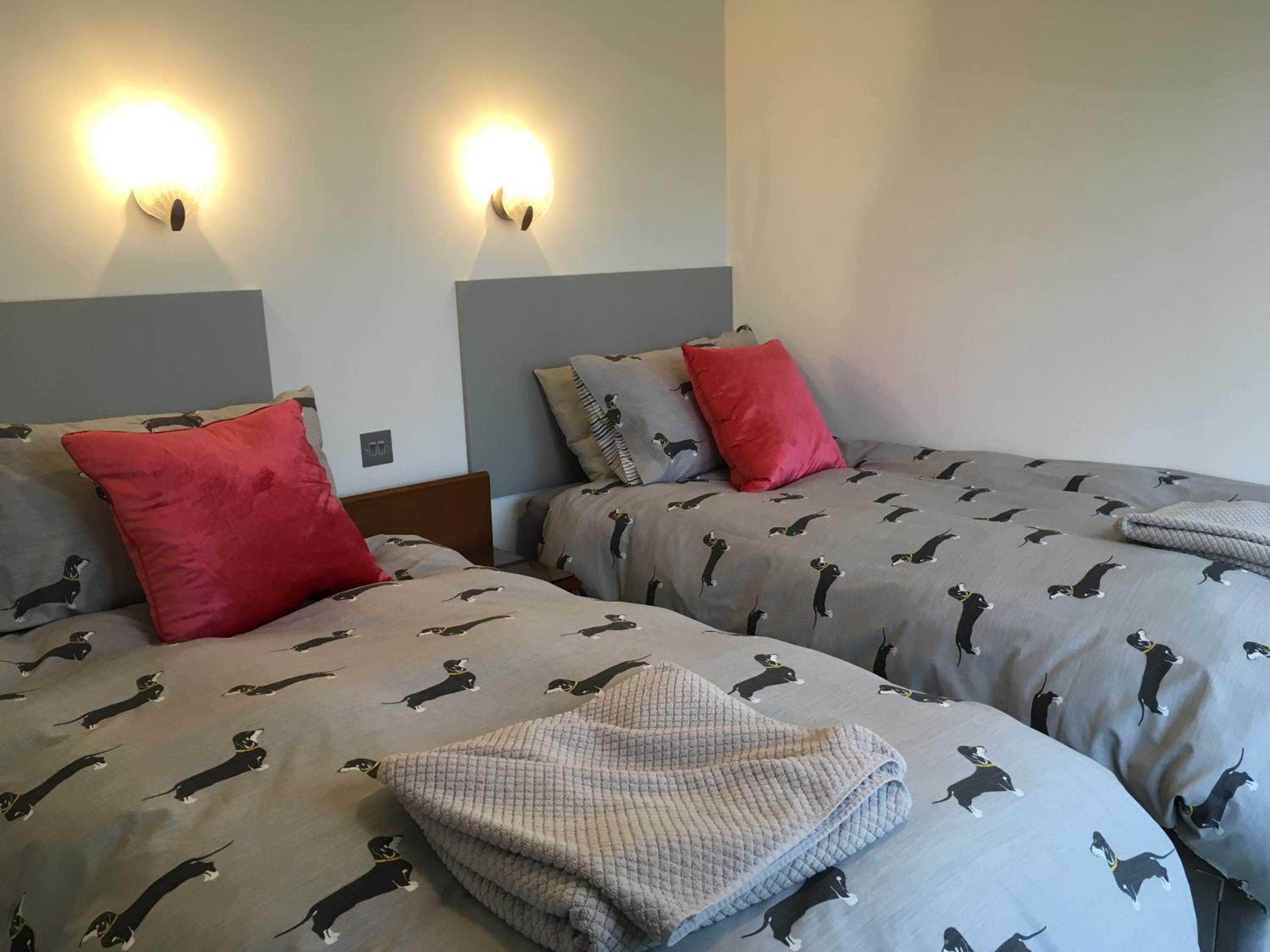 Two-Bedroom Chalet - Photo 12