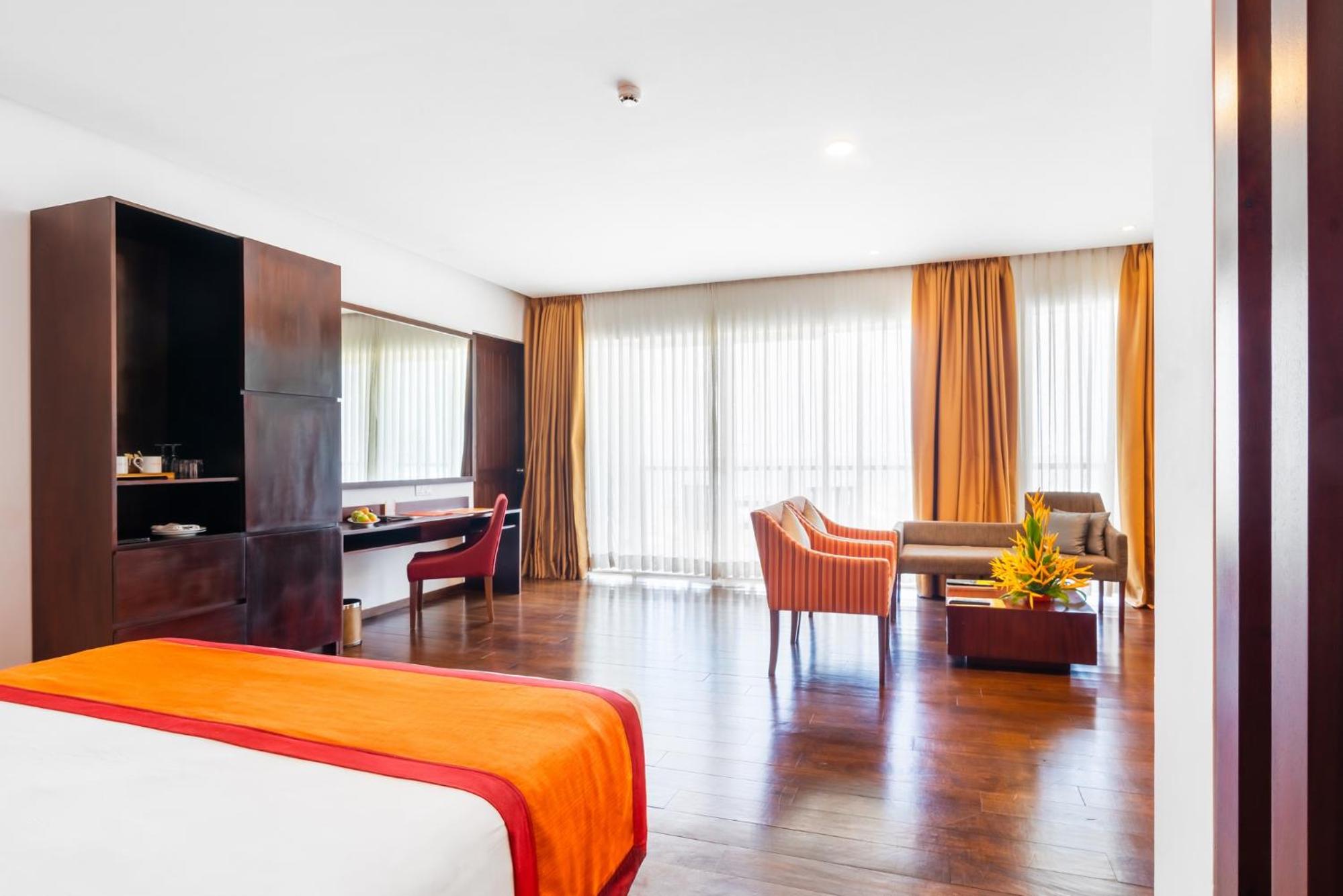 Deluxe Suite with 15% F&B | Early check-in & Late check-out (upon availability) photo 3