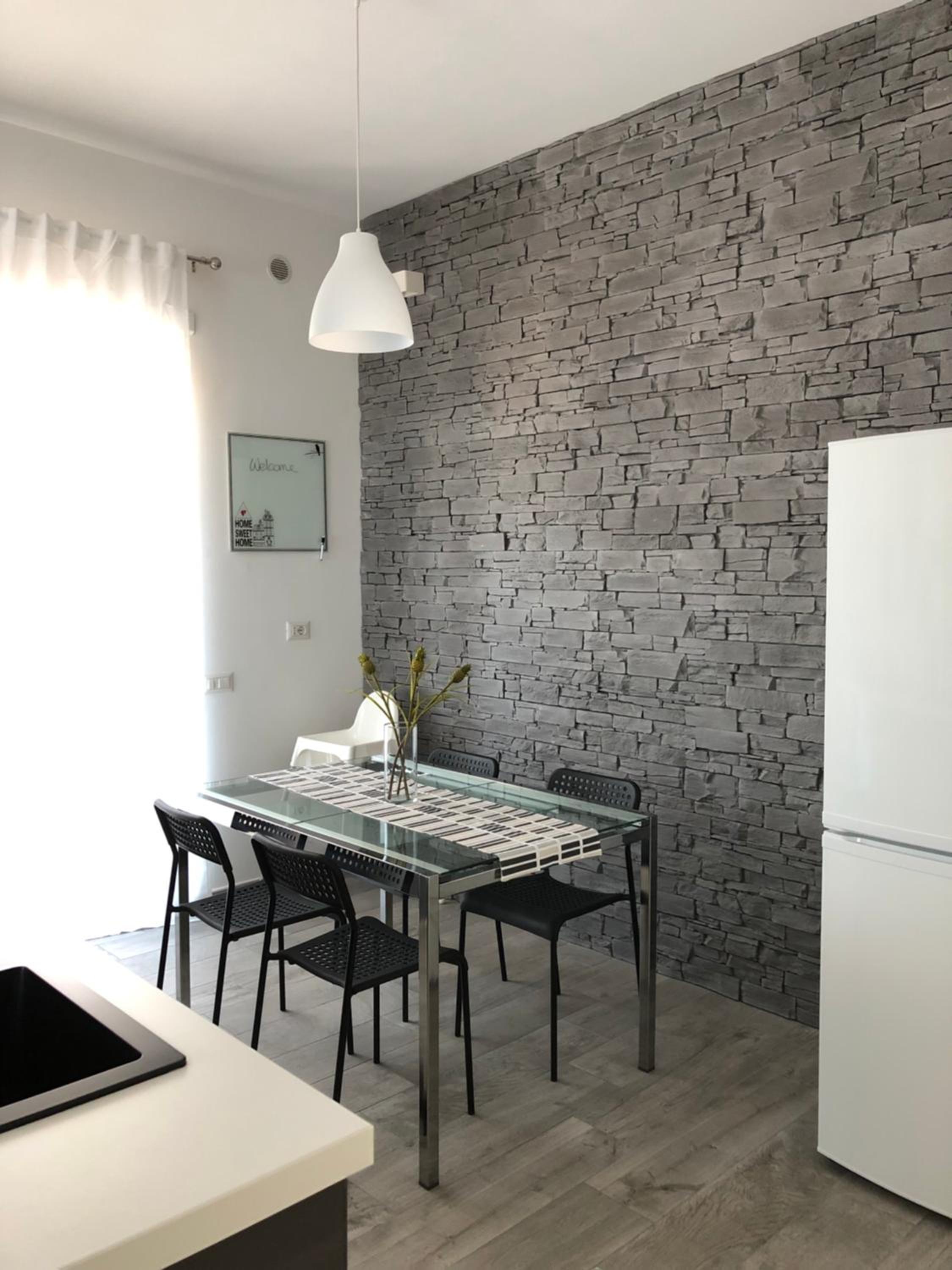 Apartment with Sea View - Photo 12