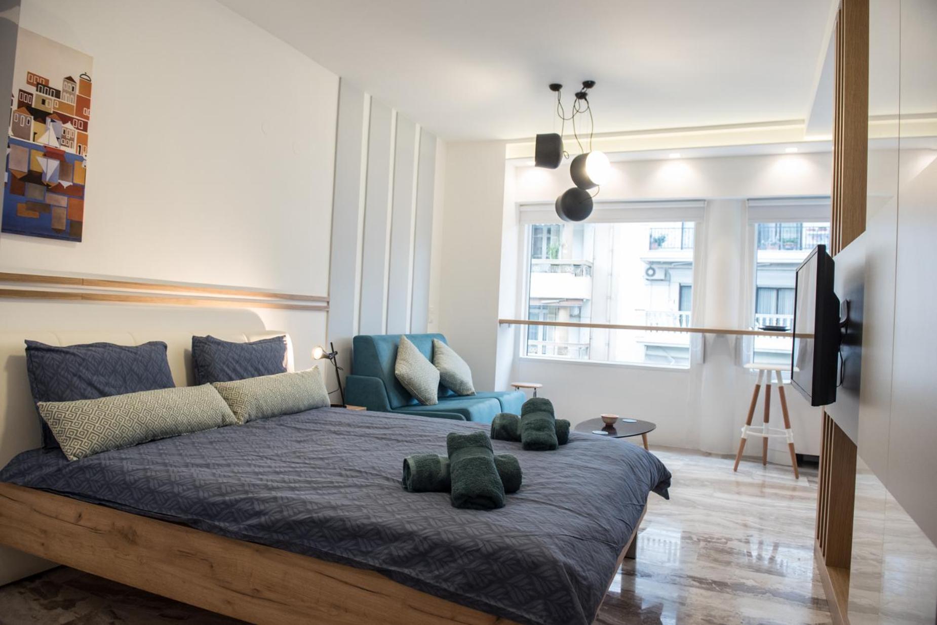One-Bedroom Apartment