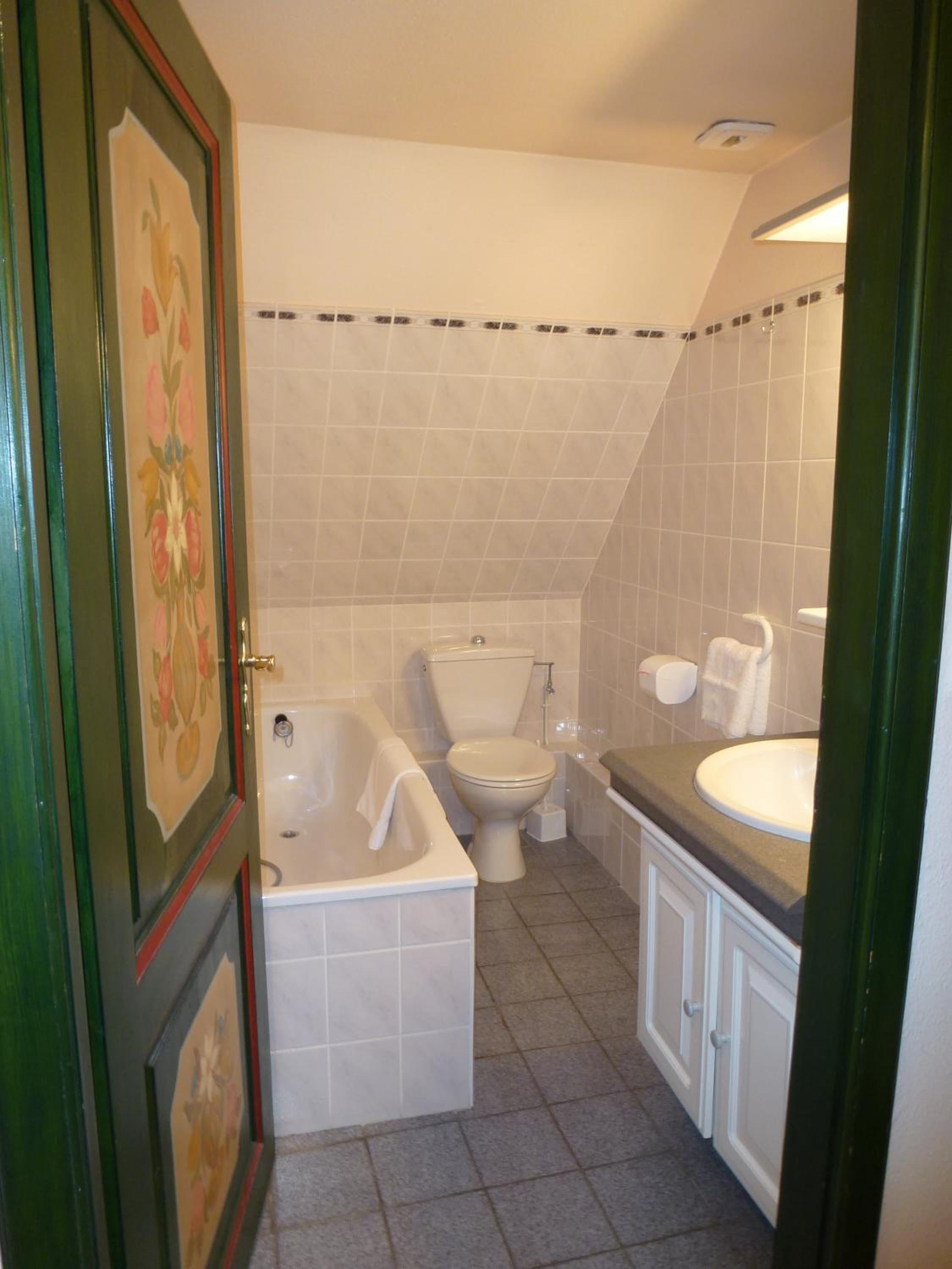 Studio (2 Adults) - Photo 7