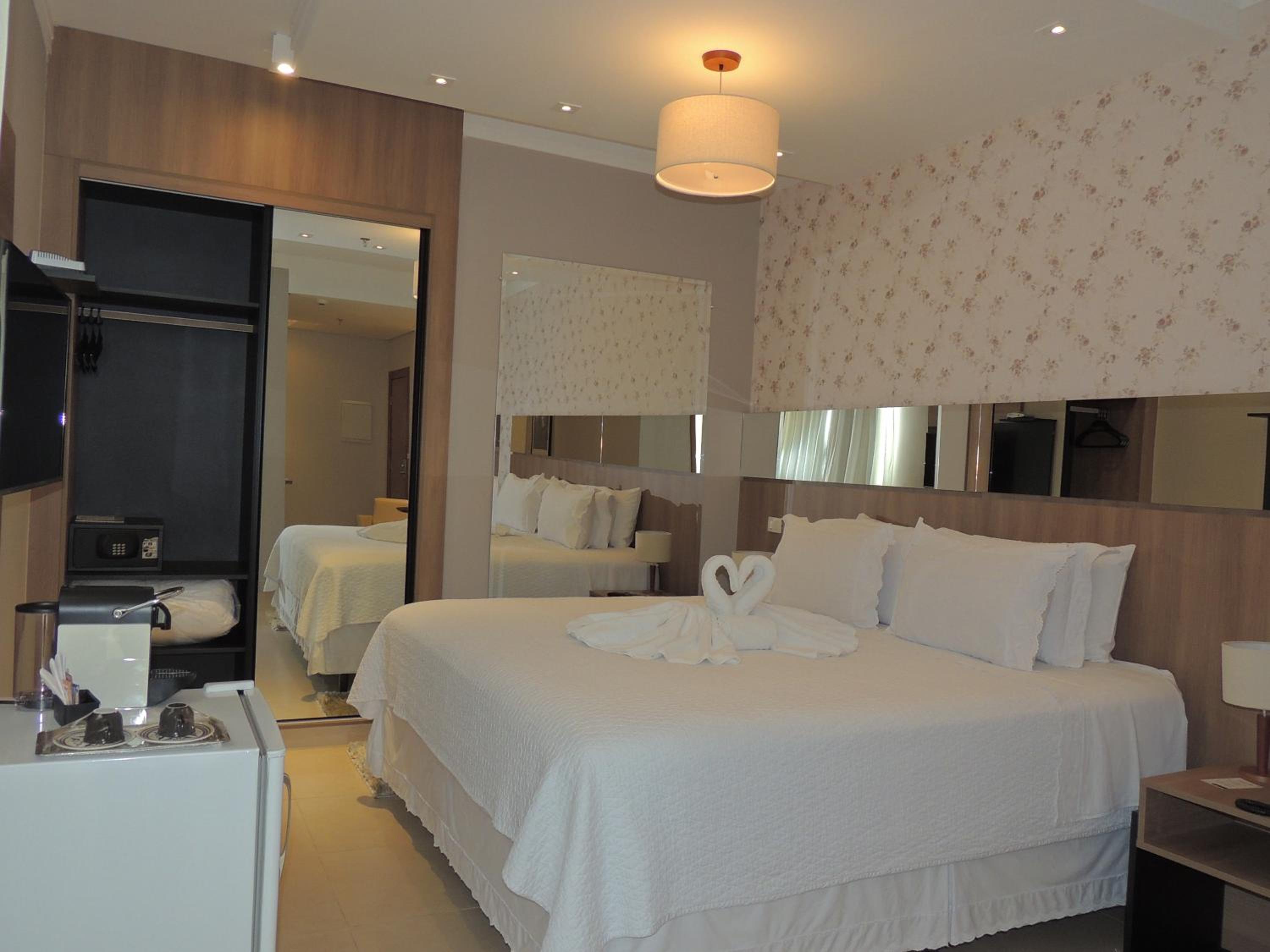 Superior King Suite