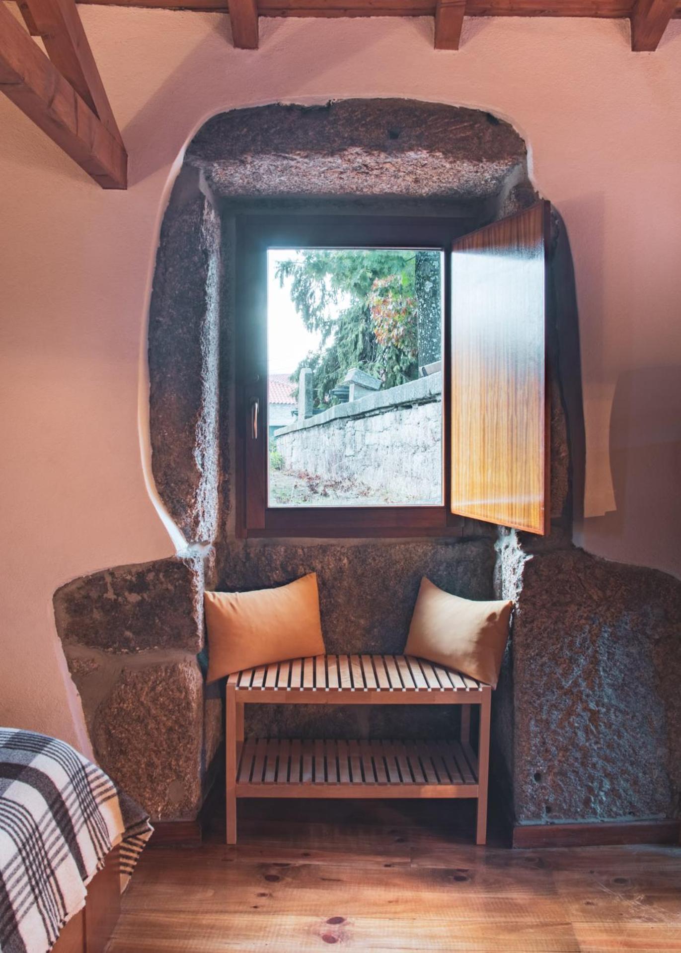 One-Bedroom House - Photo 7