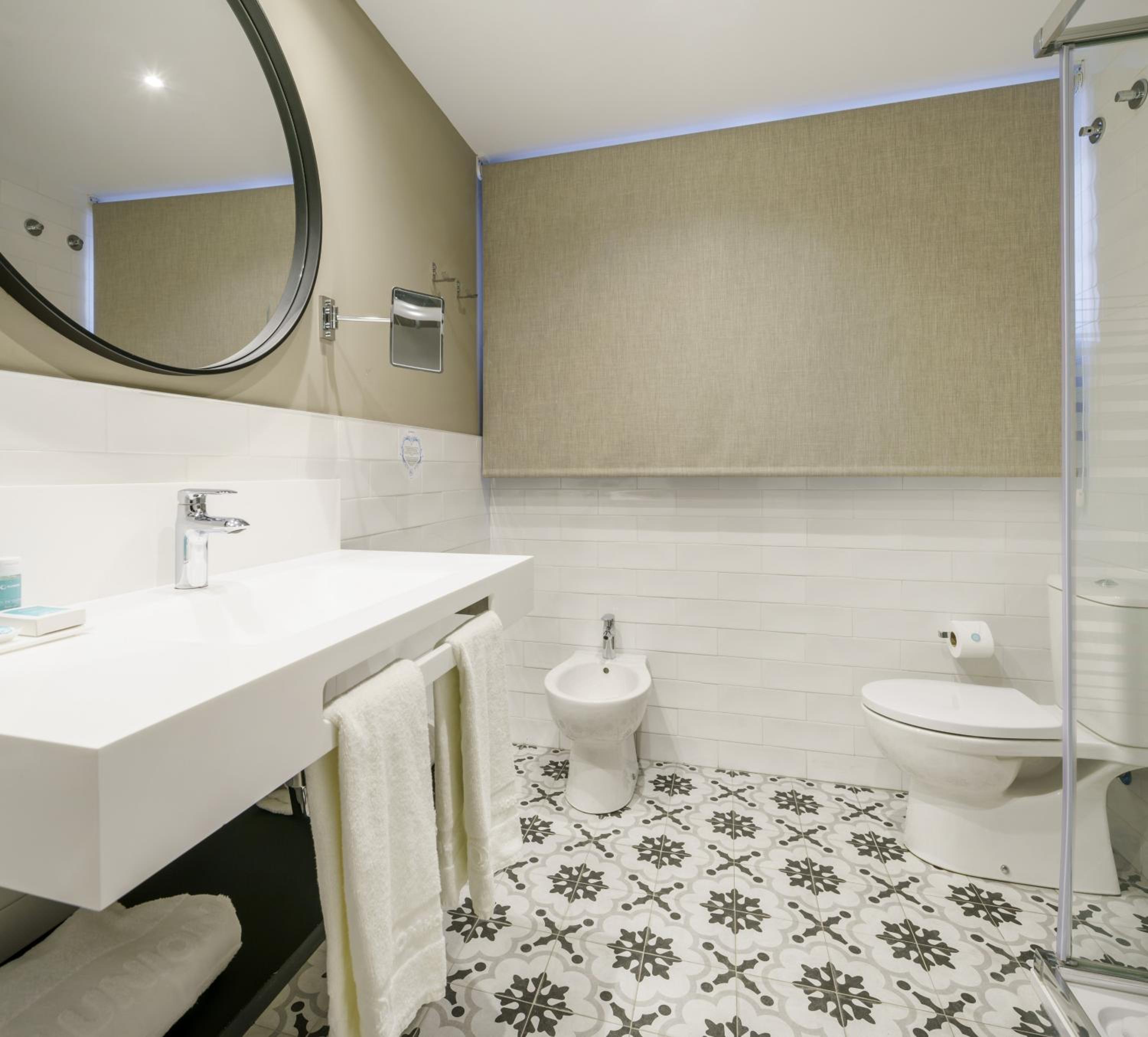 Double Room - Photo 4
