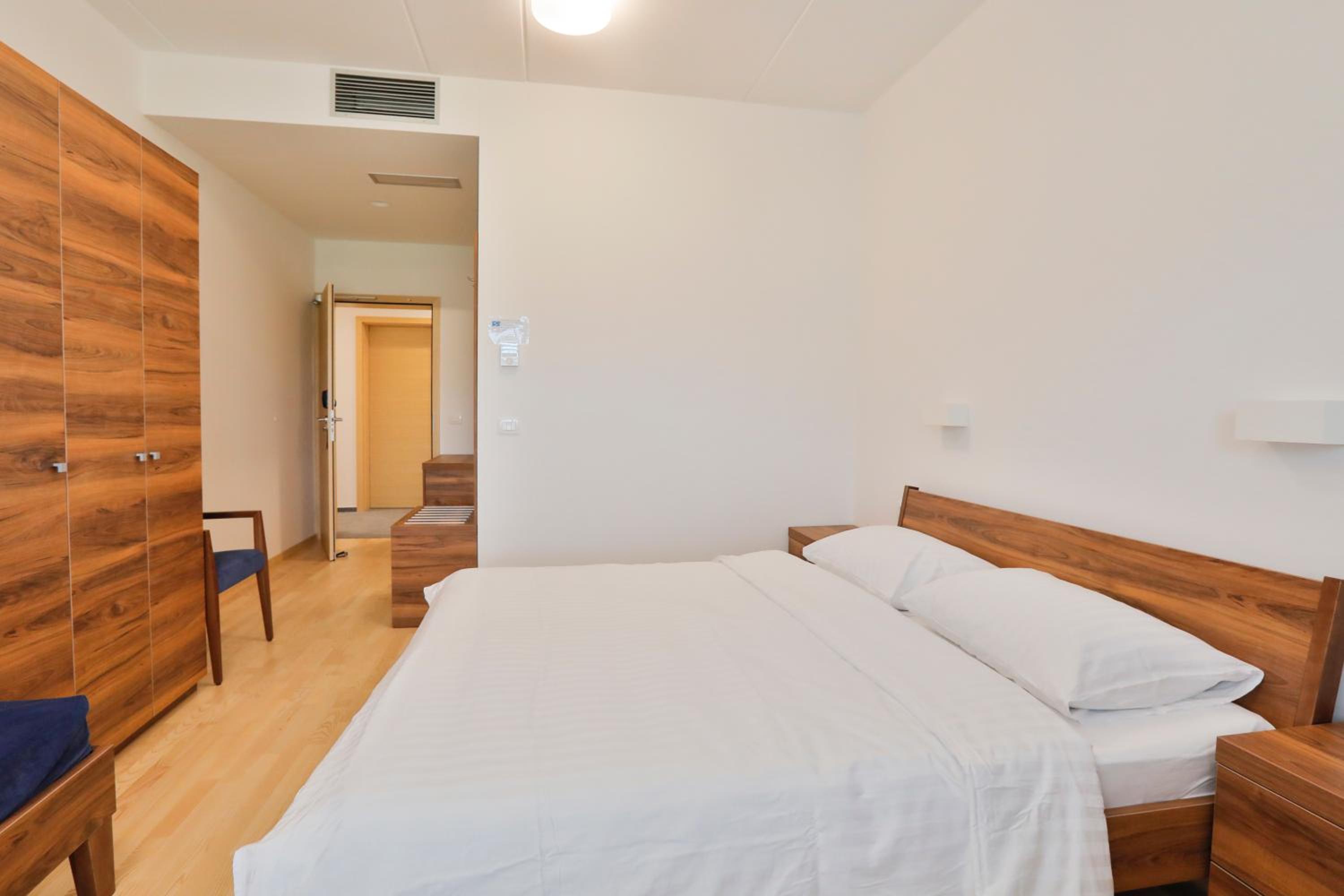 Triple Room - Photo 1