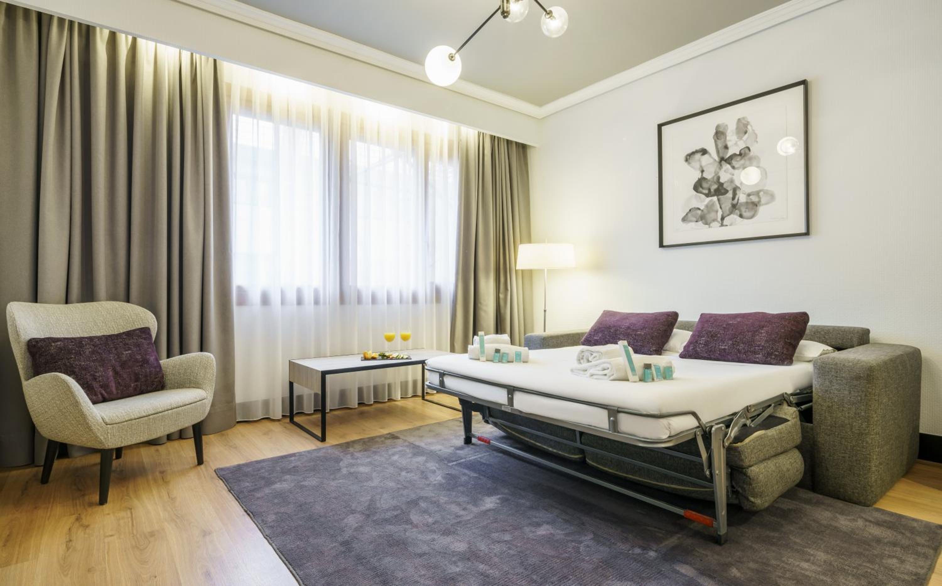 Quadruple Room (4 Adults) - Photo 4