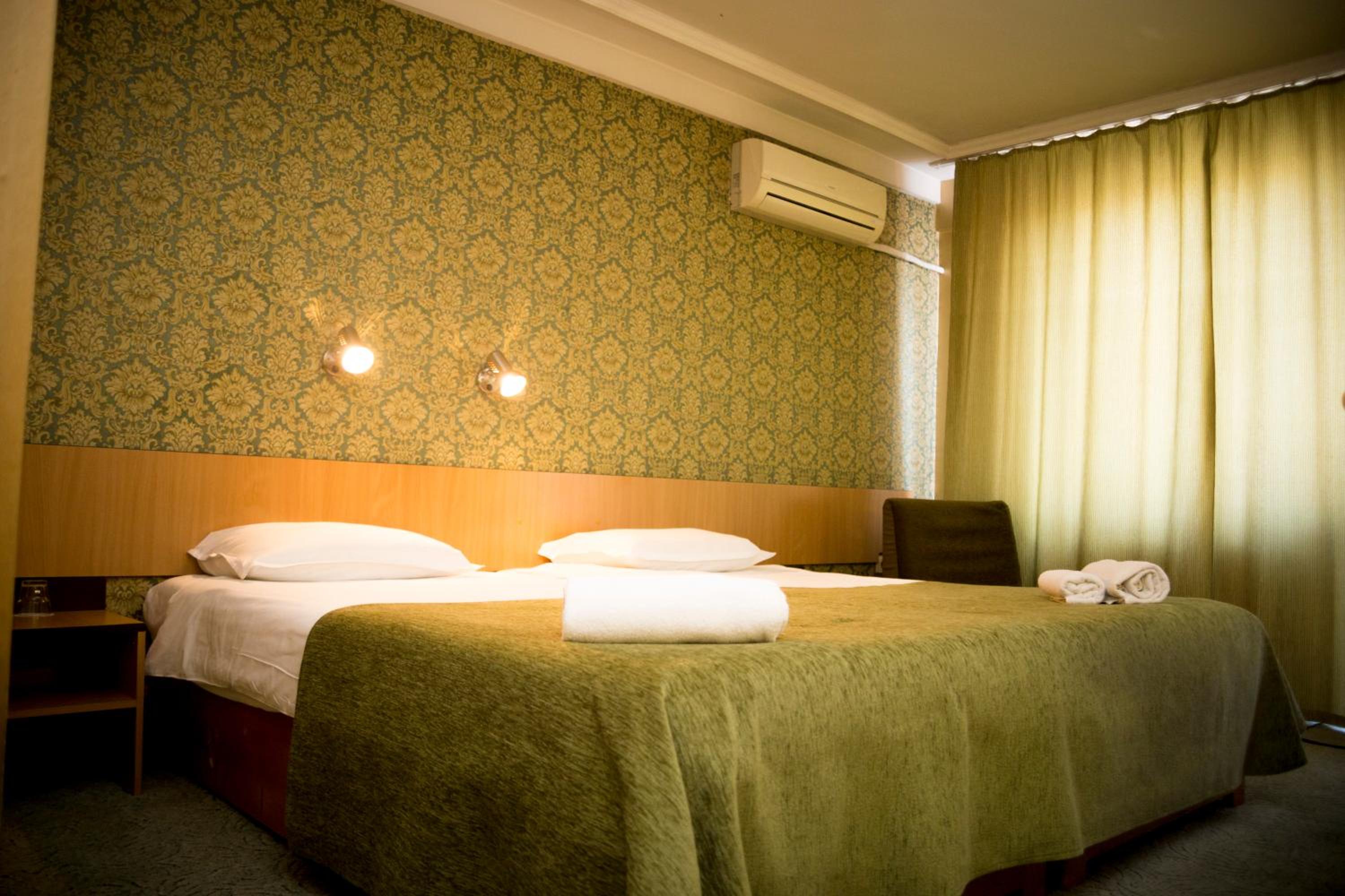 Economy Double or Twin Room - Photo 6