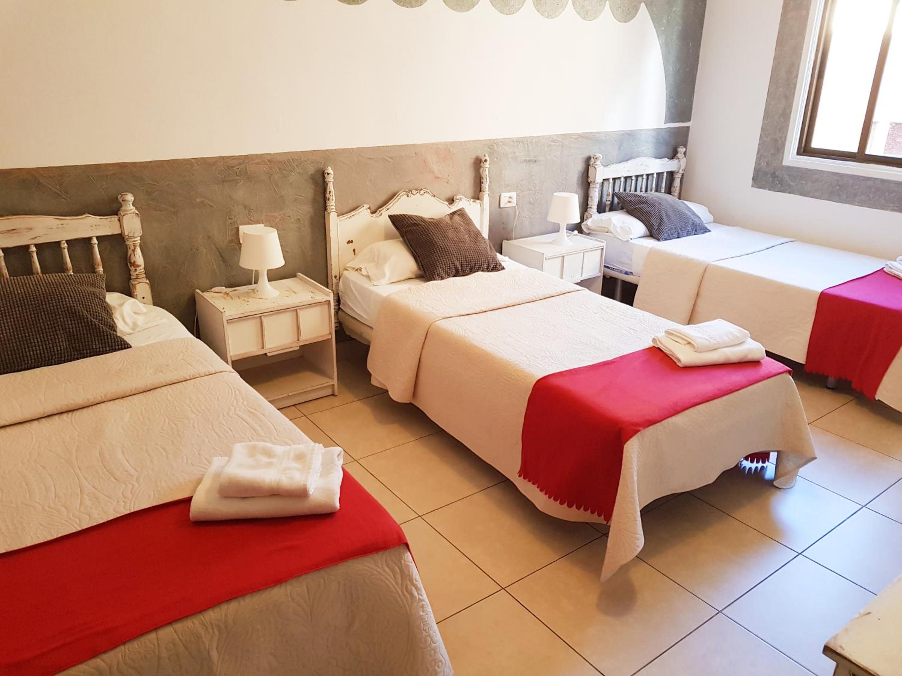 Triple Room - Photo 3