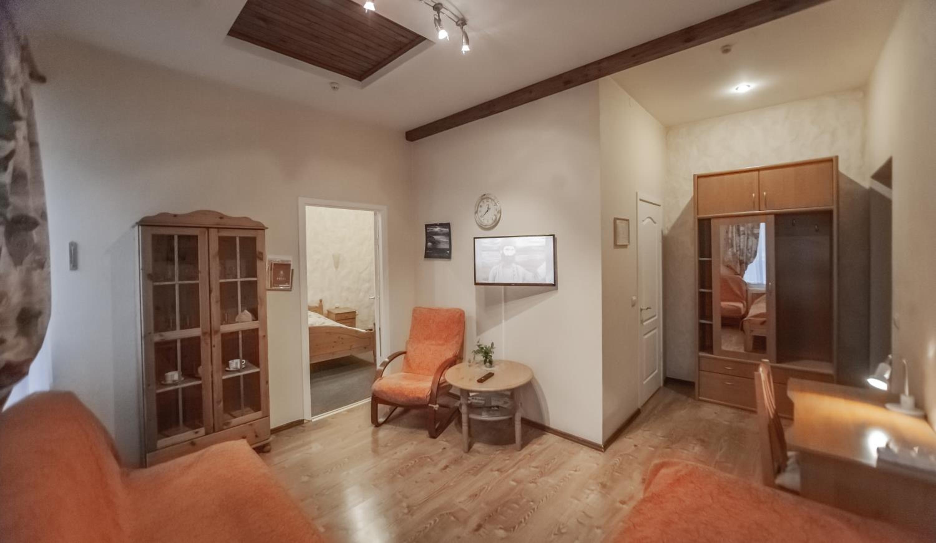 Deluxe Quadruple Room - Photo 5