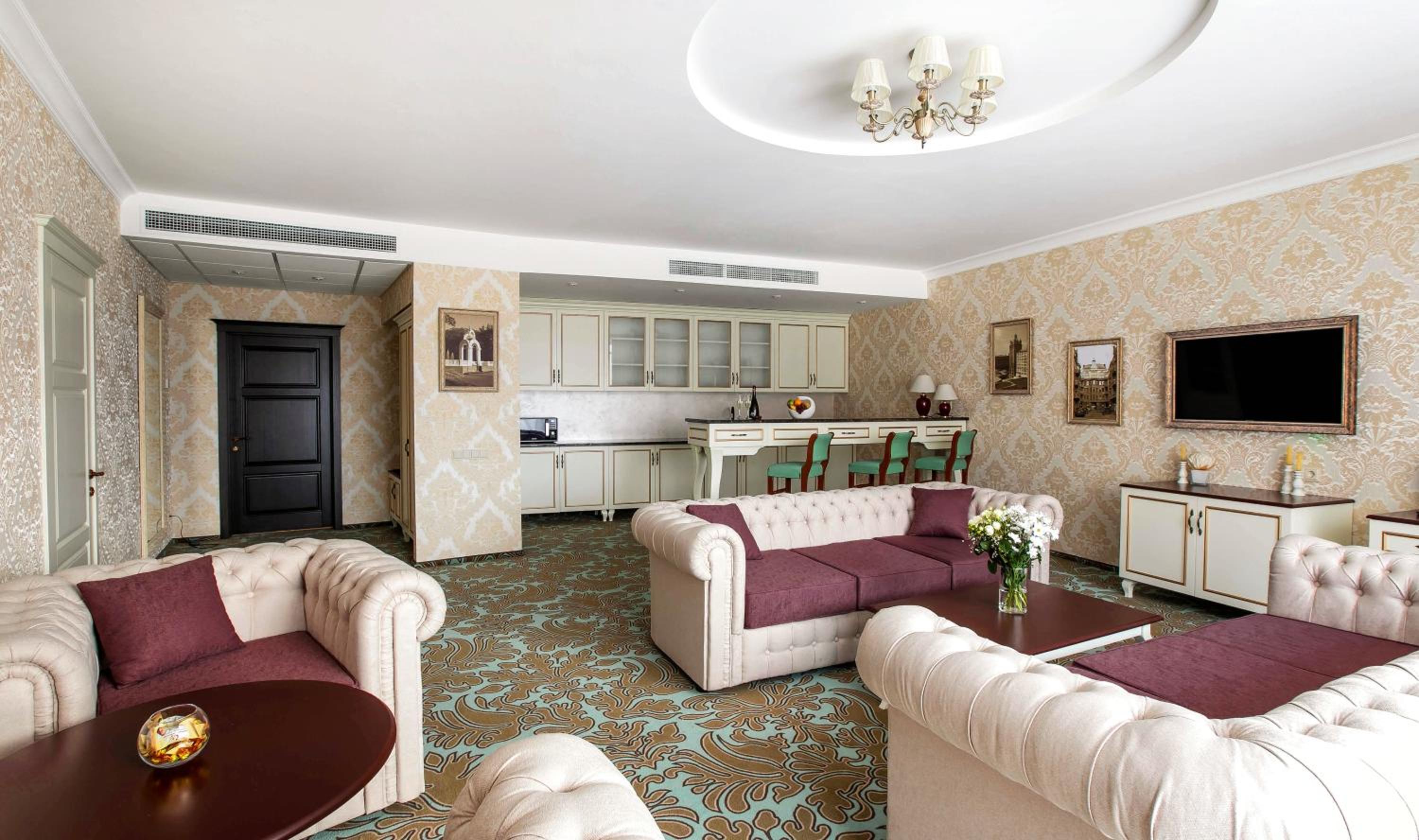 Superior Suite photo 1