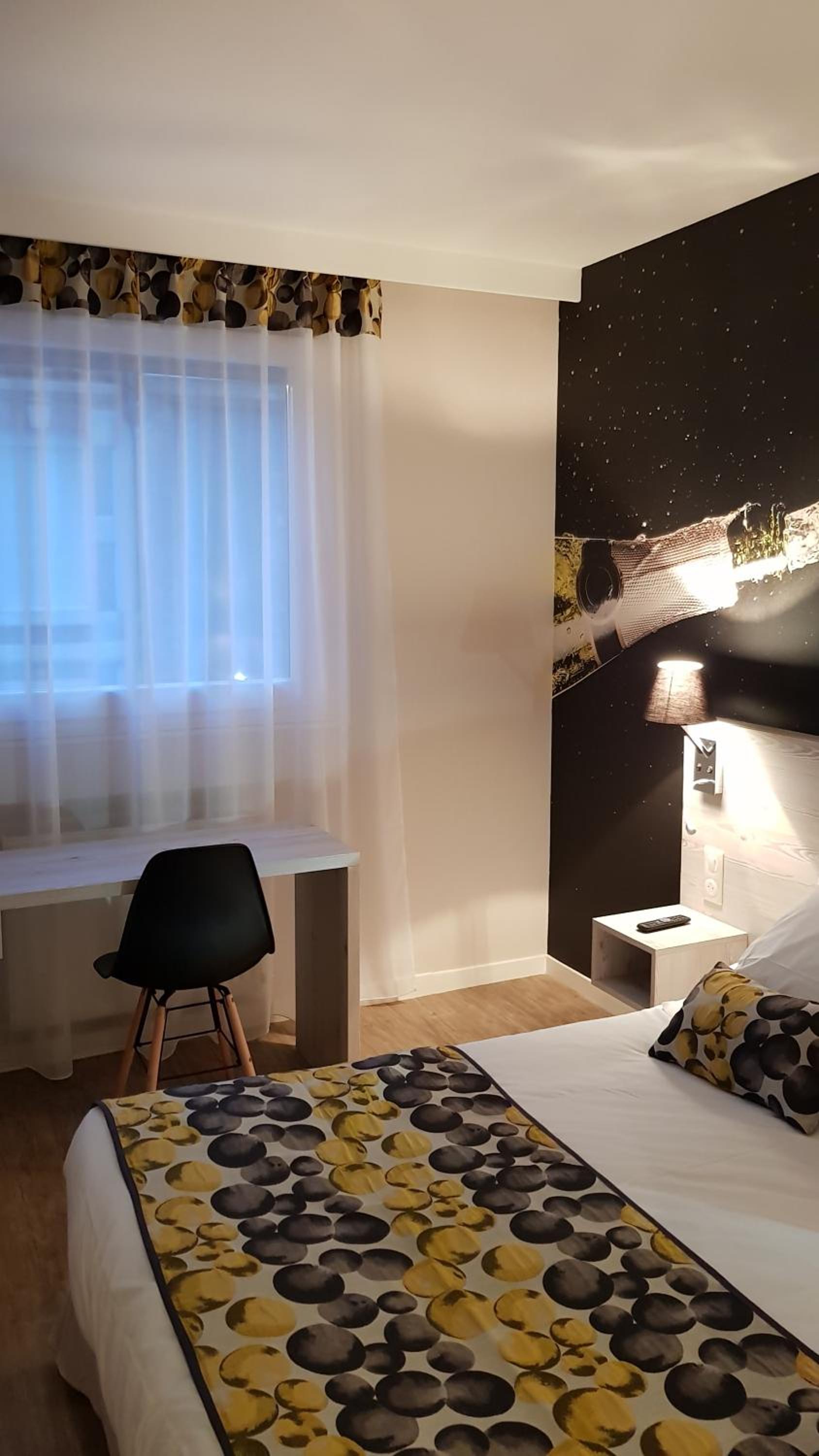 Standard Double Room photo 2