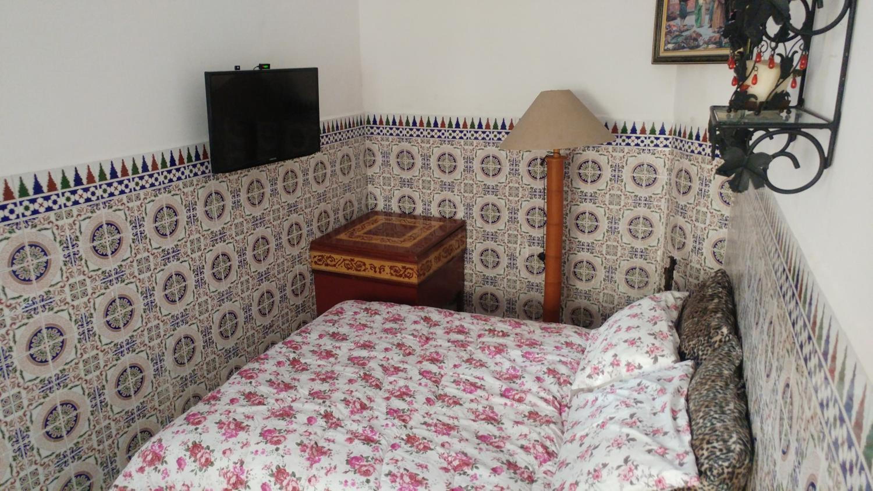 Two-Bedroom Apartment - Photo 2