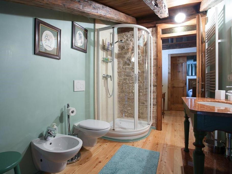 Superior Triple Room photo 3