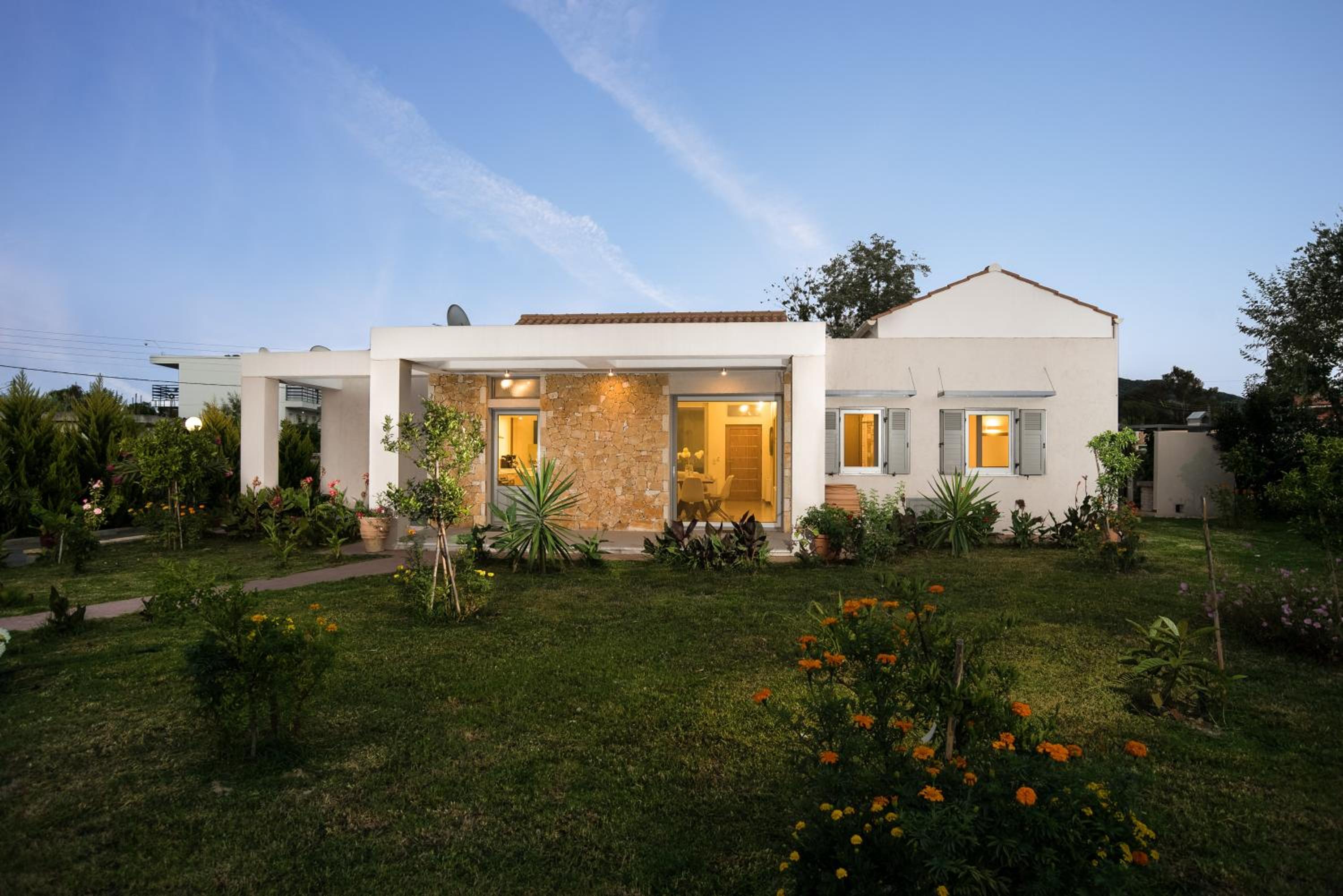 Erotas Luxury Villa photo 2