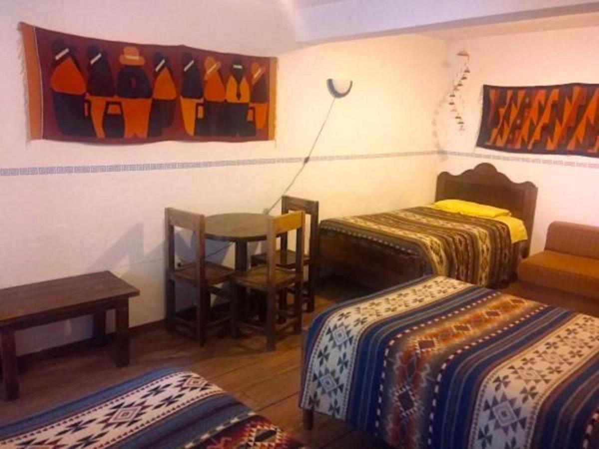 Triple Room with Private Bathroom photo 2