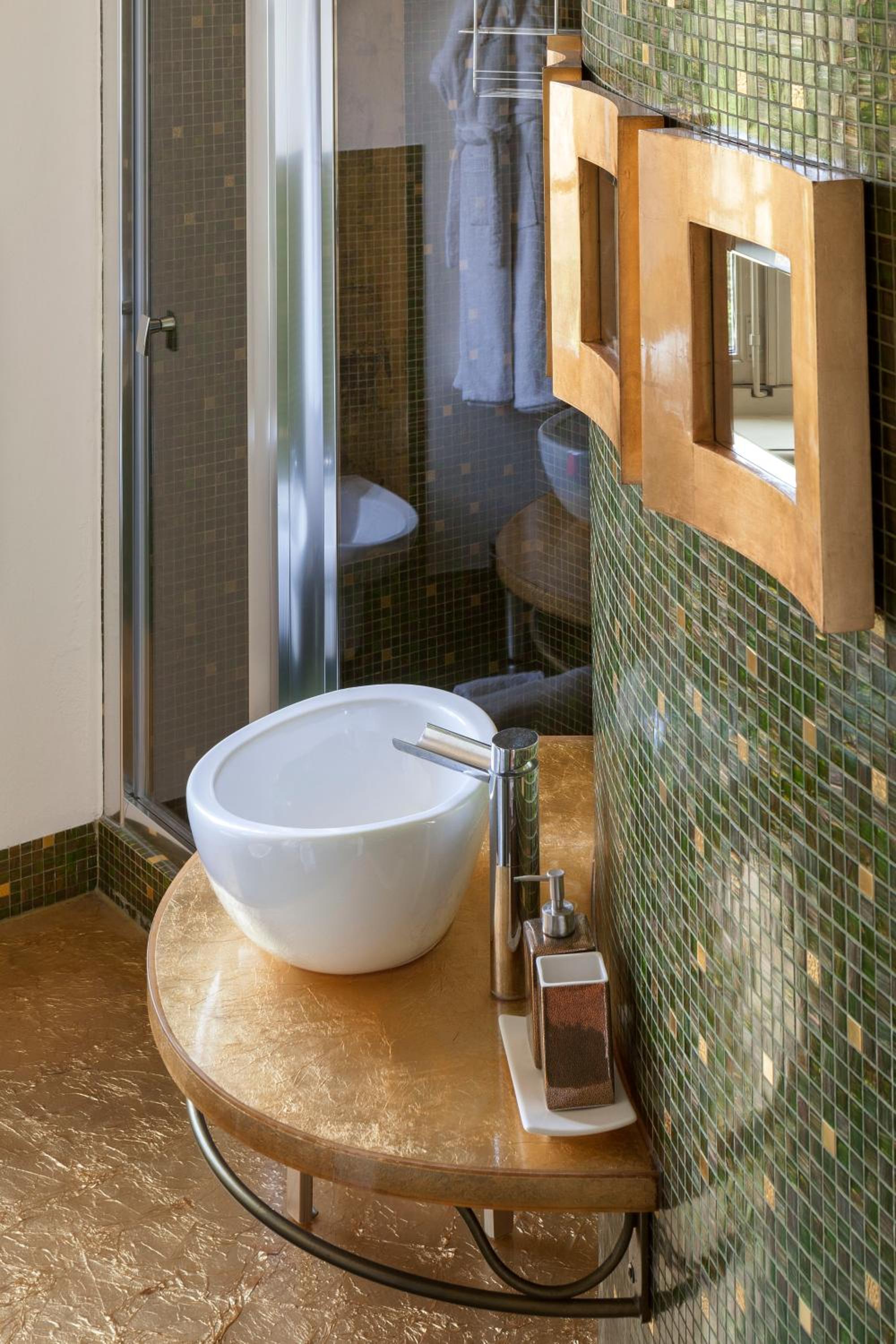 Deluxe Double Room - Photo 6