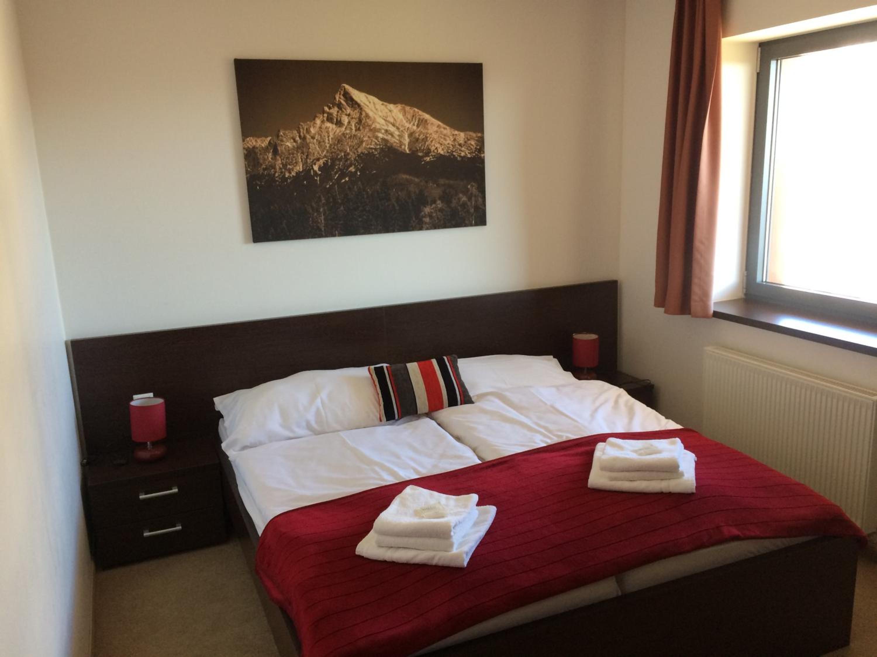 One-Bedroom Apartment - Photo 13