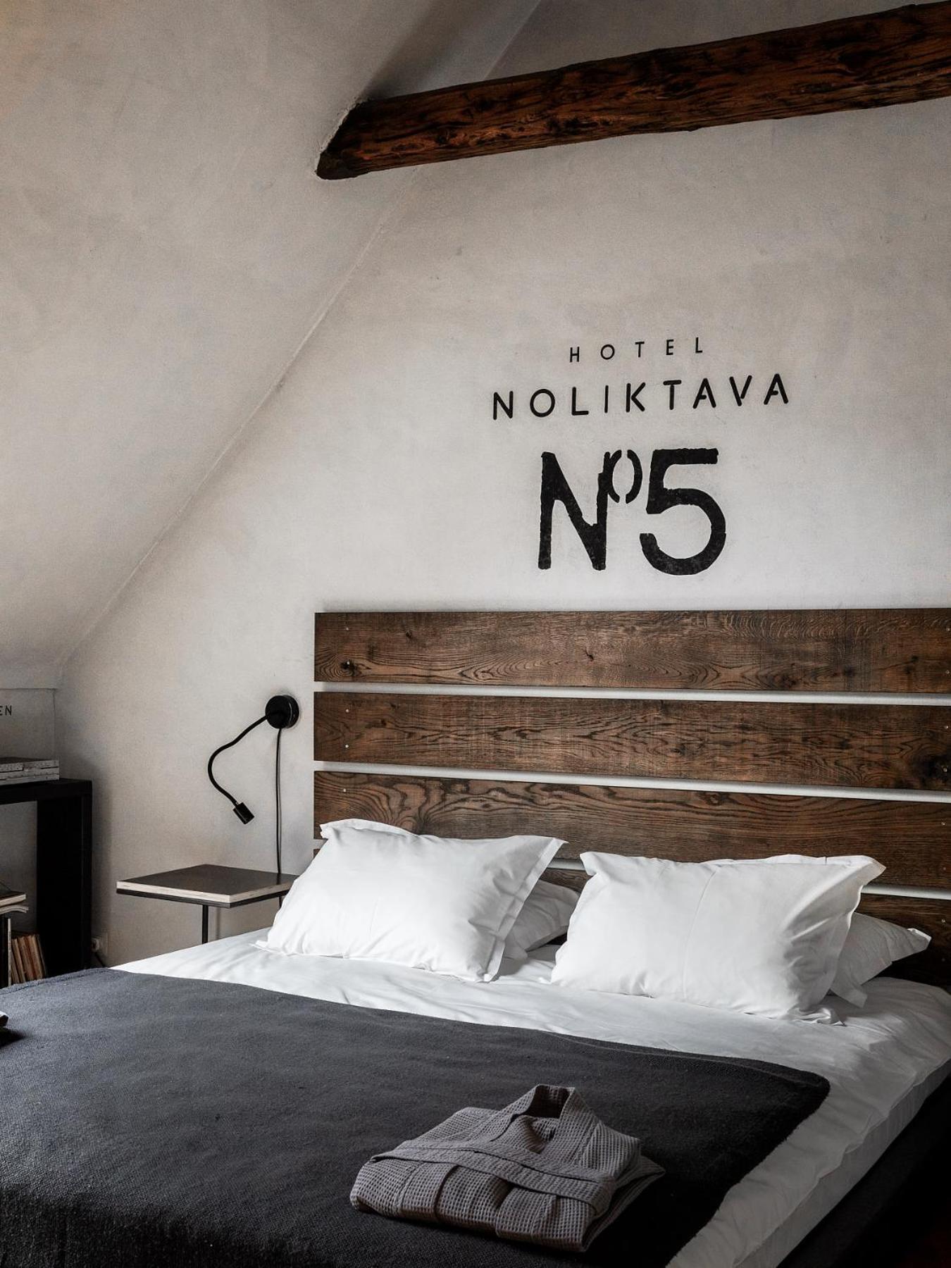 Standard Double Room - Photo 1