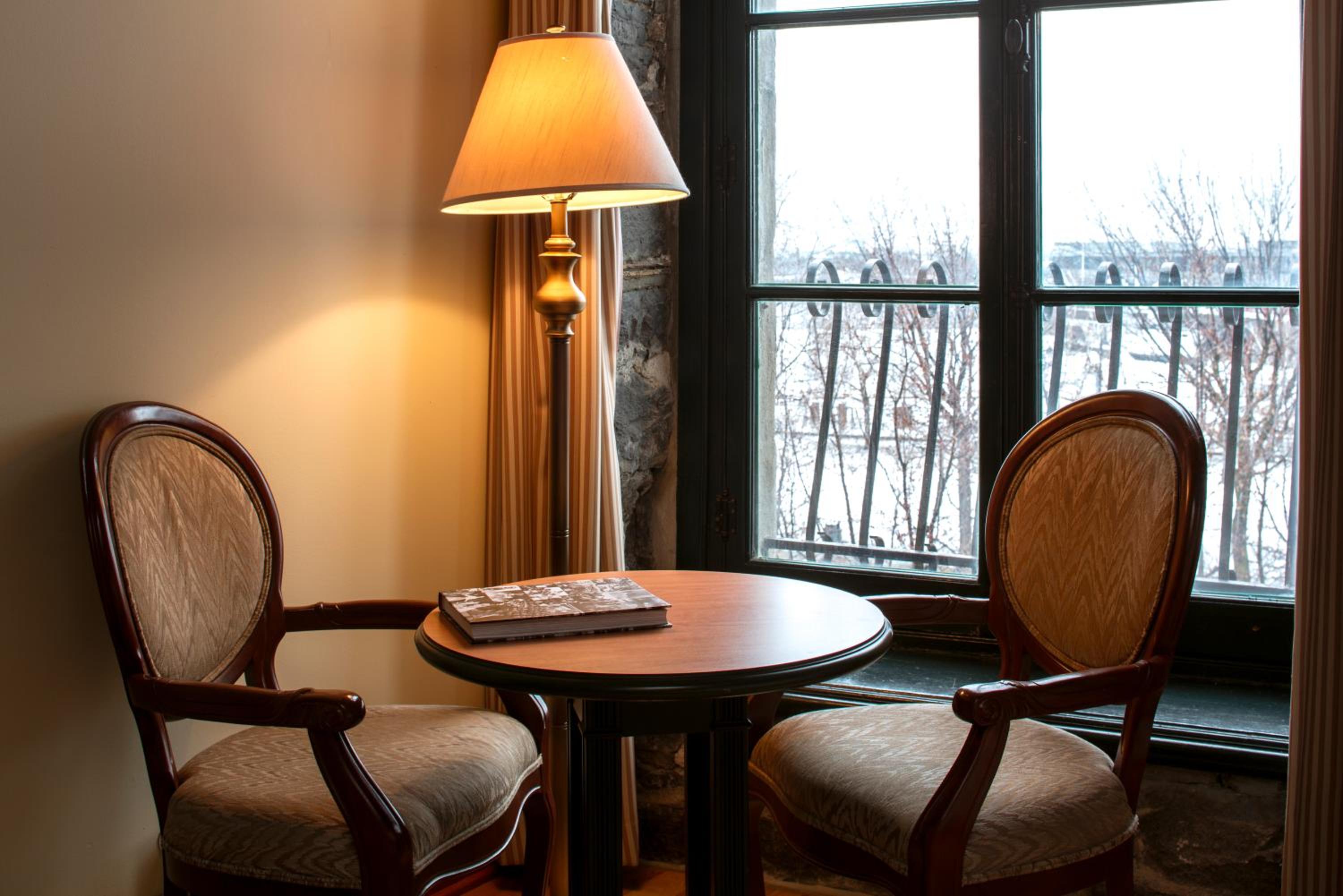 Signature King Room - St Laurent River Front