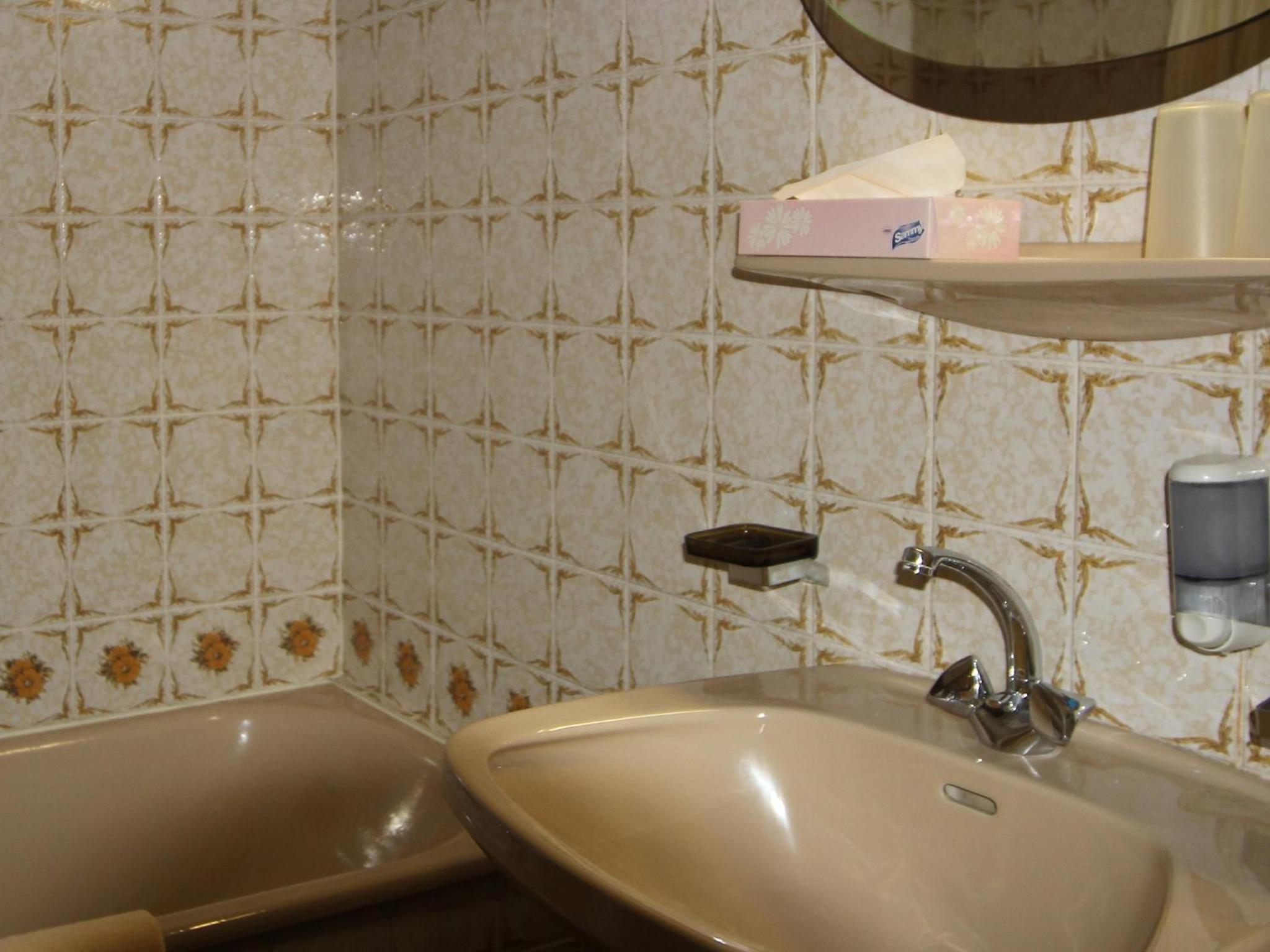 Double Room with Bath photo 3