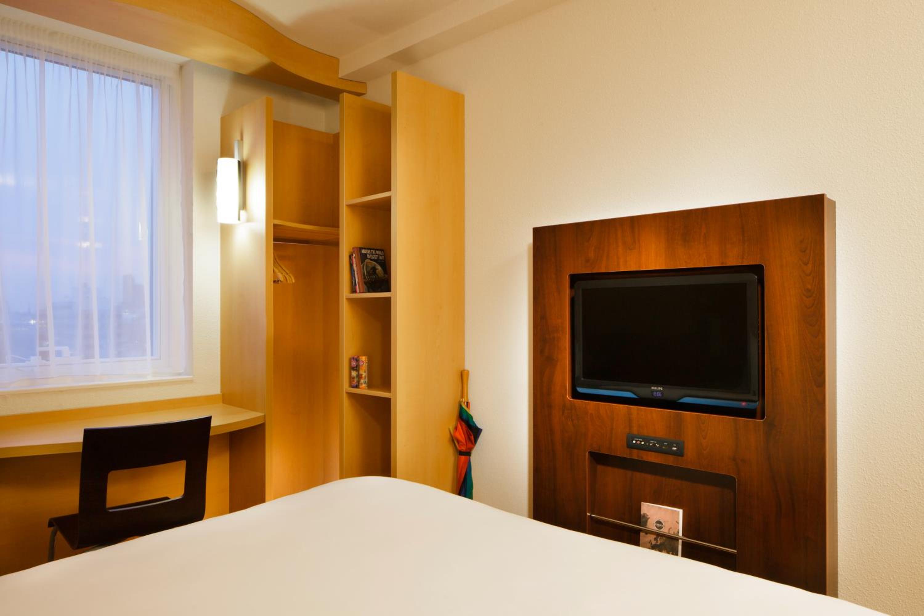 Double Room - Photo 2