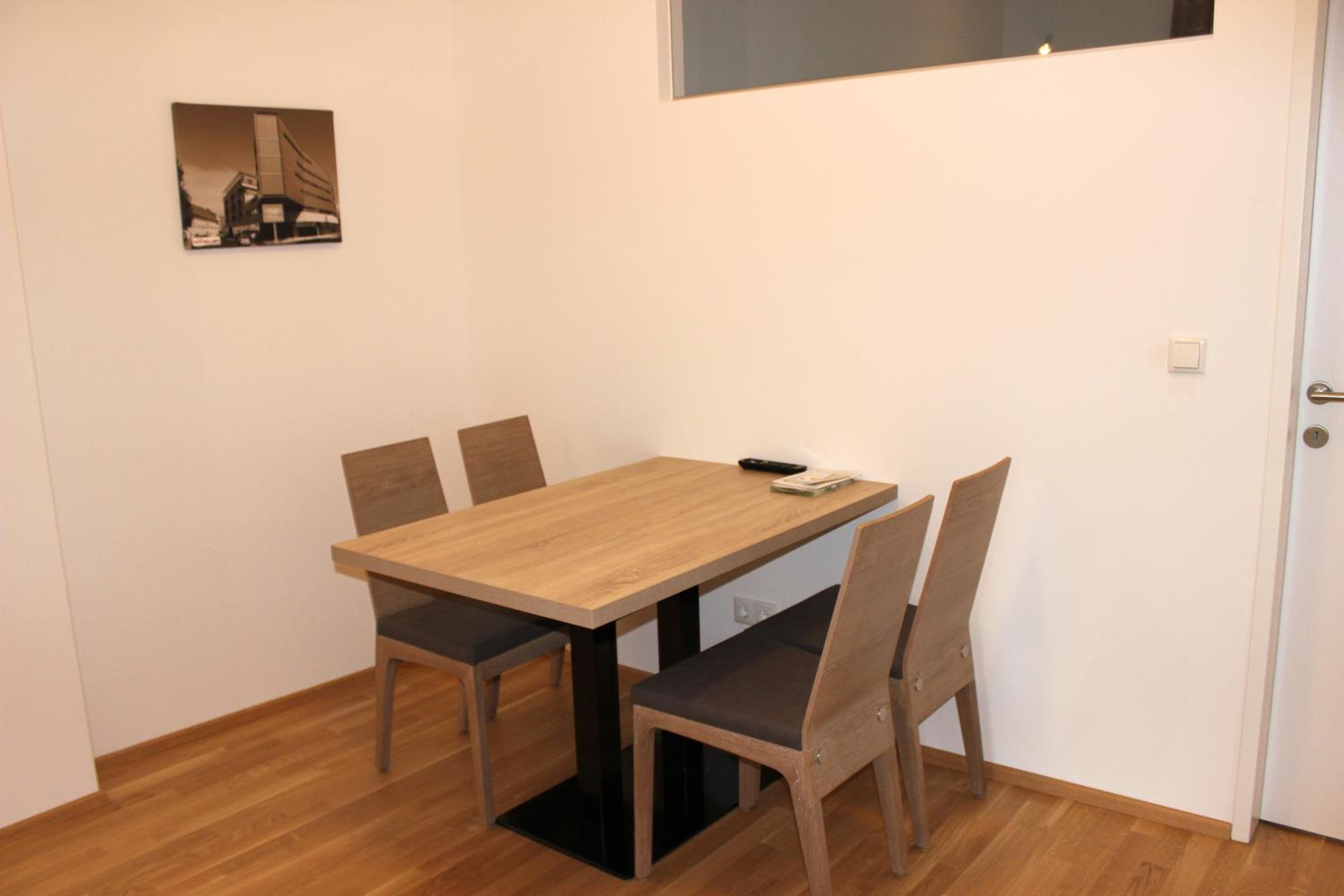Two-Bedroom Apartment with Terrace  - Photo 5