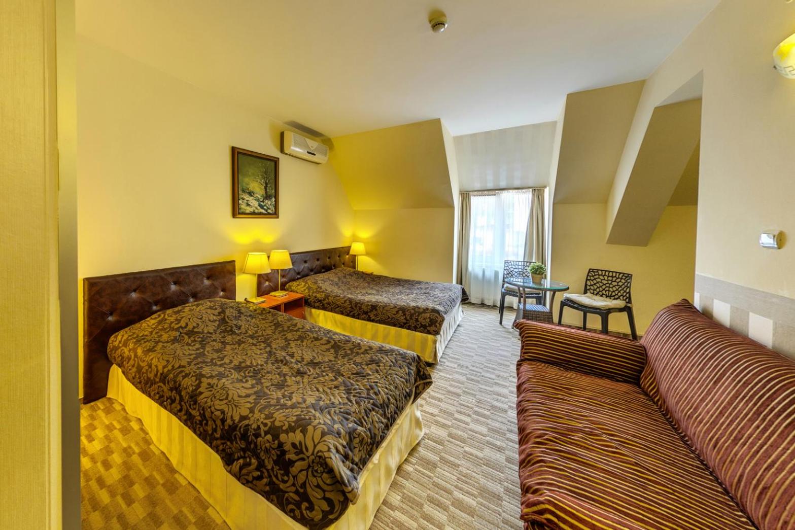 Triple Room photo 2
