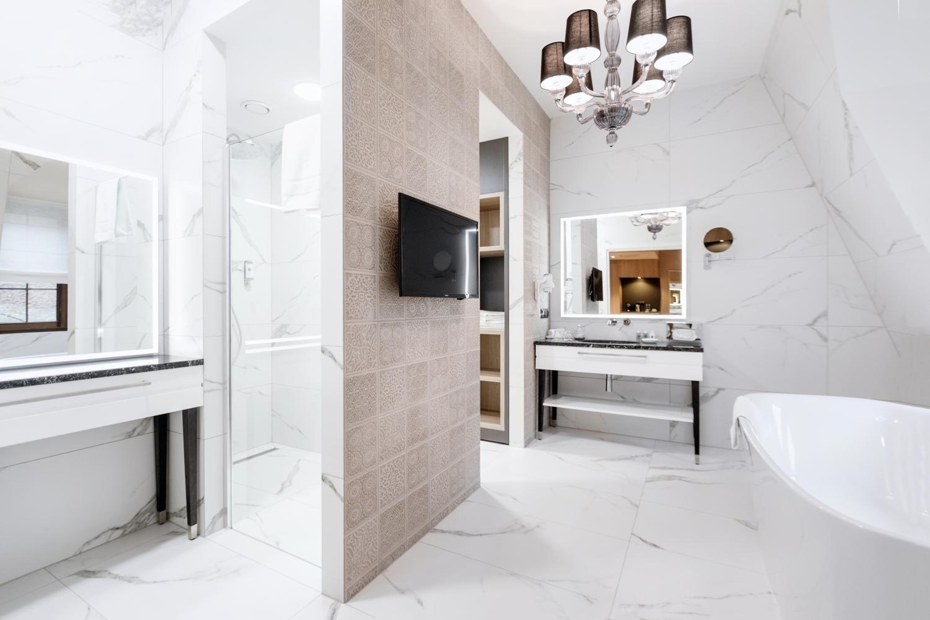 Royal Apartment - Photo 8