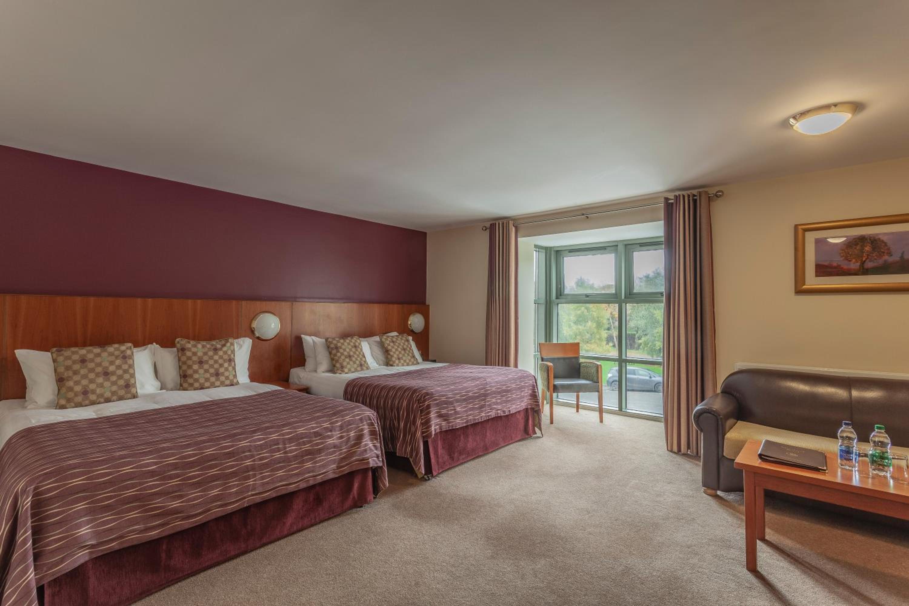 Executive Family Room (4 Adults + 1 child) photo 1
