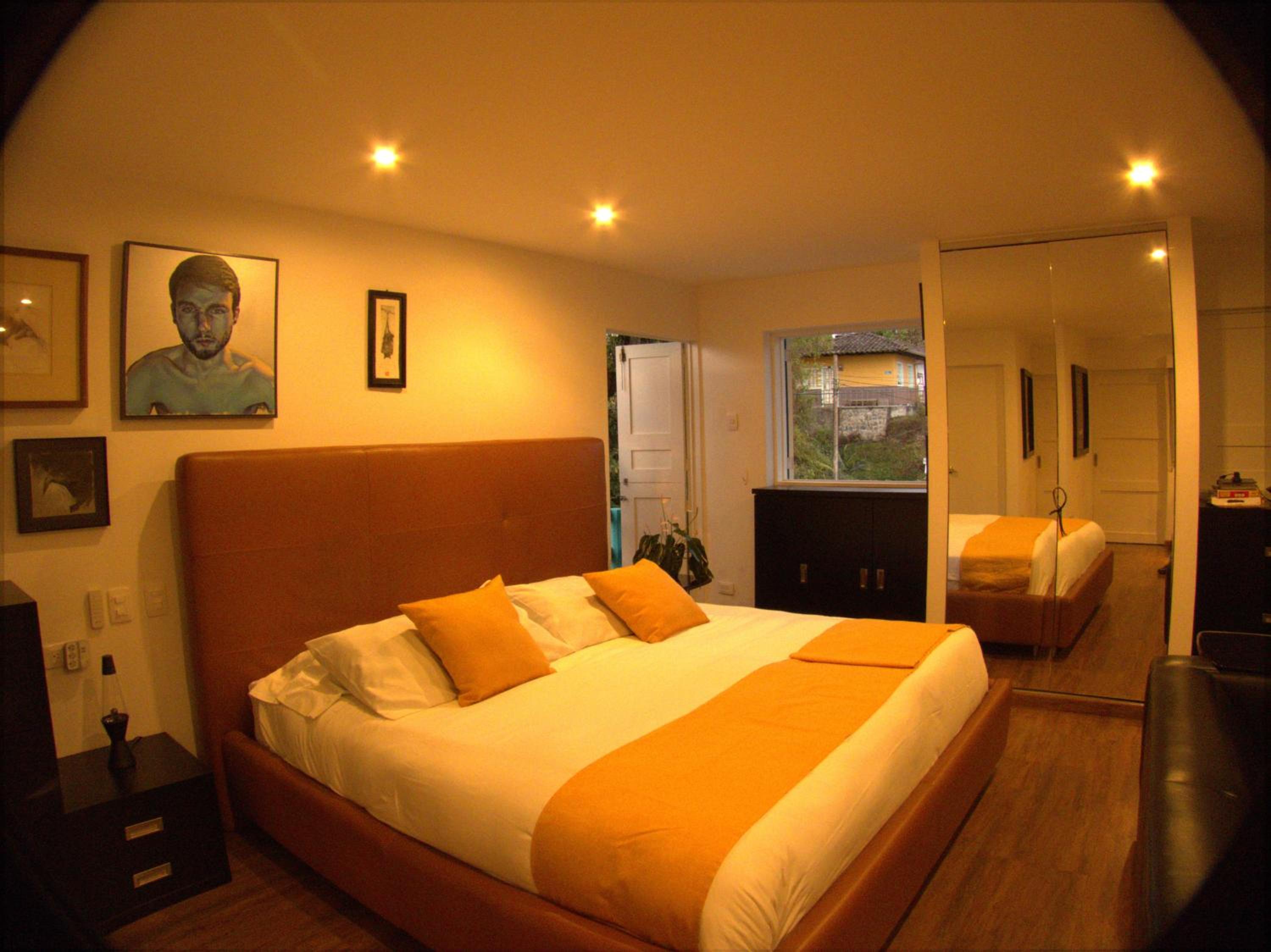 Two-Bedroom Deluxe Apartment photo 2