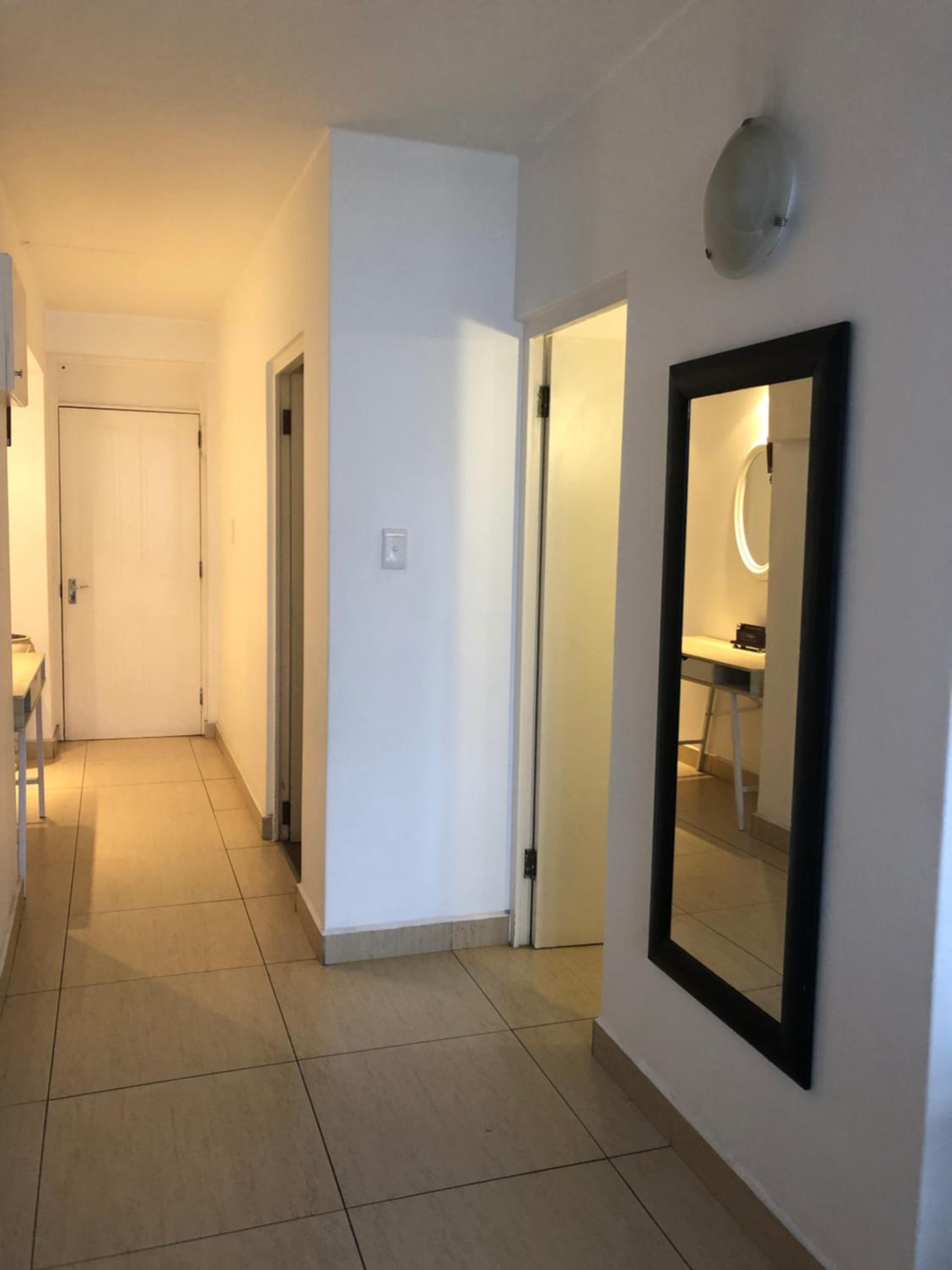 One-Bedroom Apartment - Photo 1