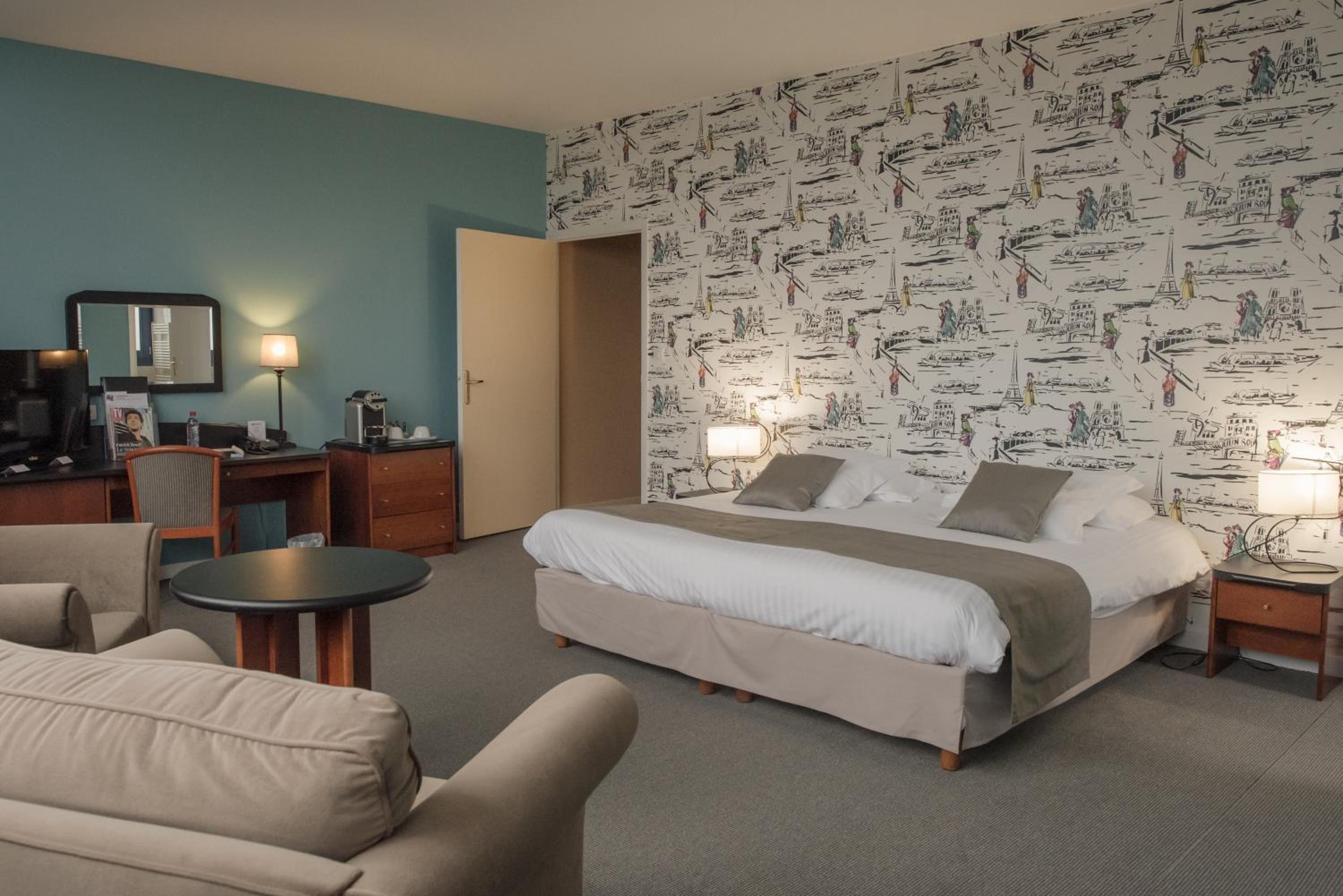 Junior King Suite - Photo 6