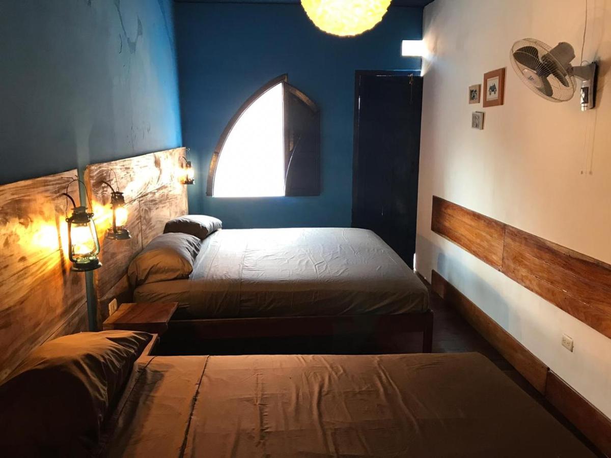 King Room with Two King Beds photo 1
