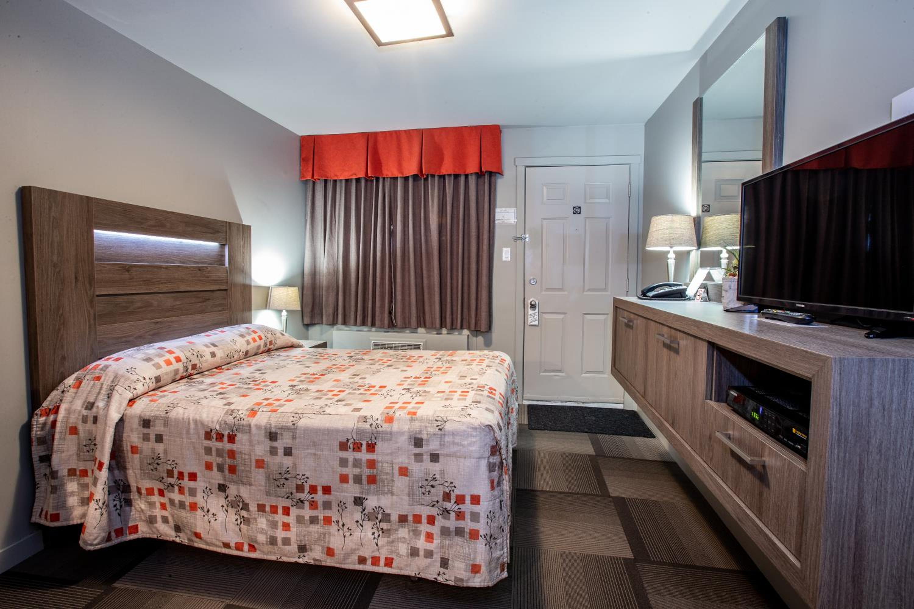 Double Room - Photo 4