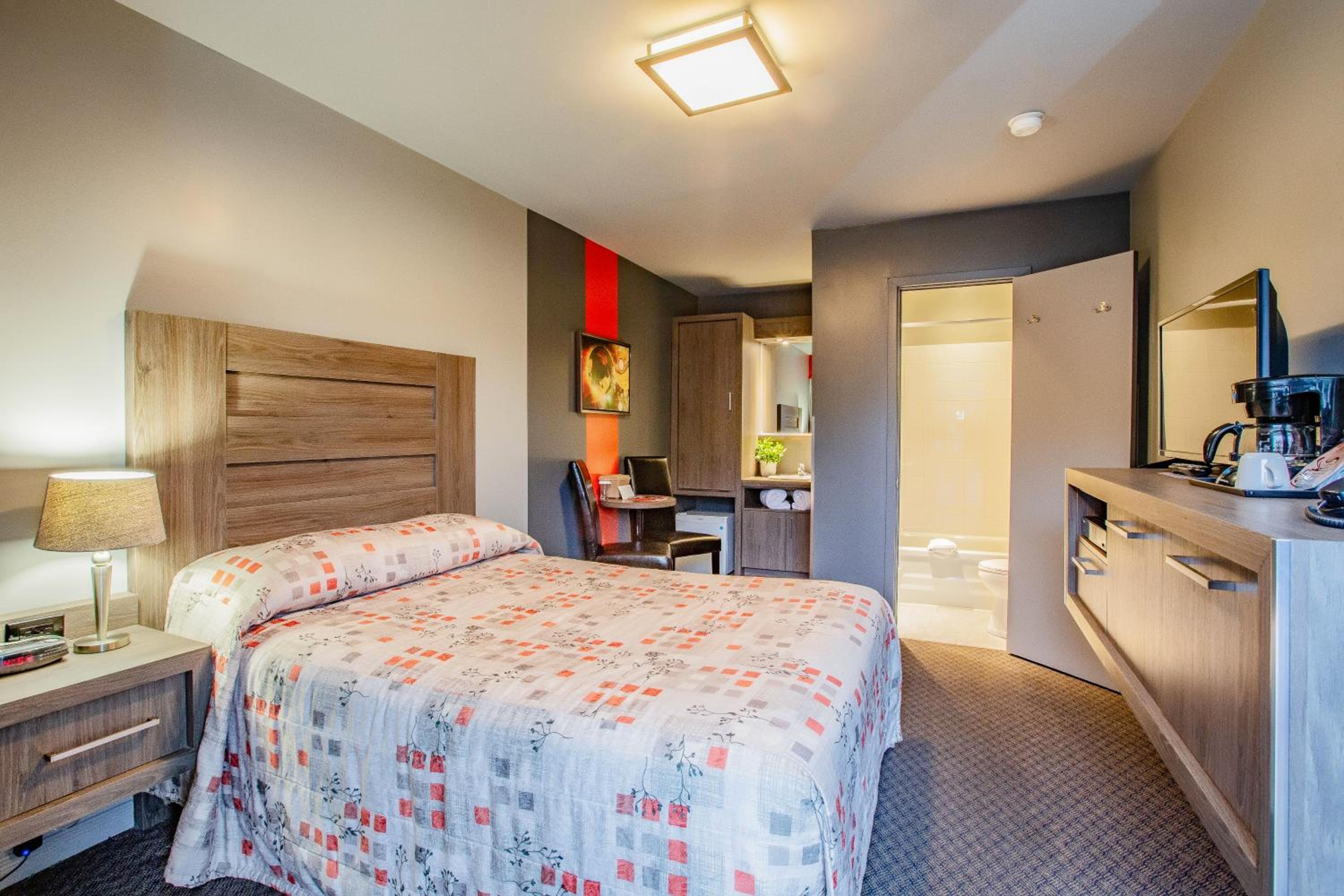 Double Room - Photo 1