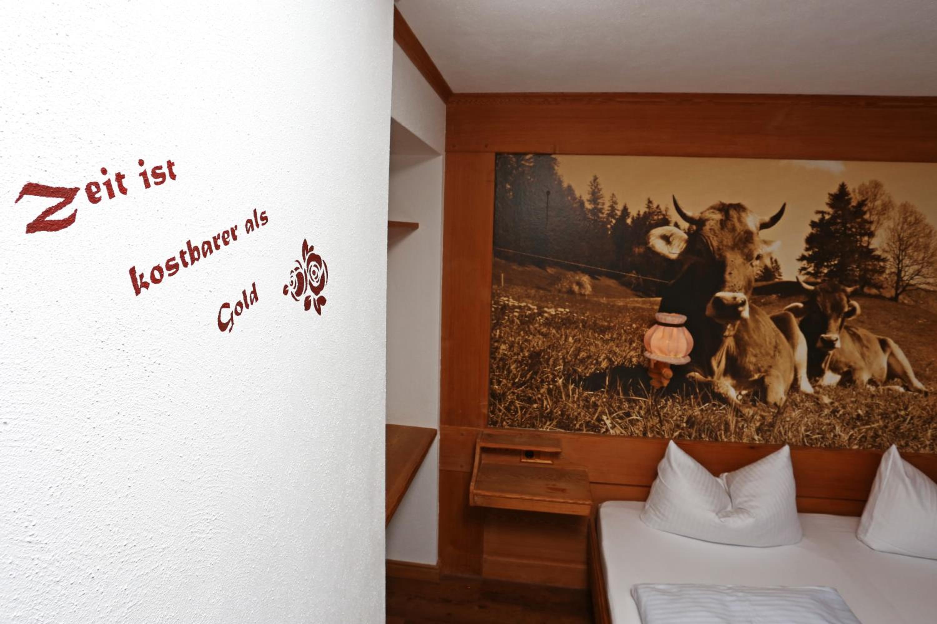 Large Double Room photo 3