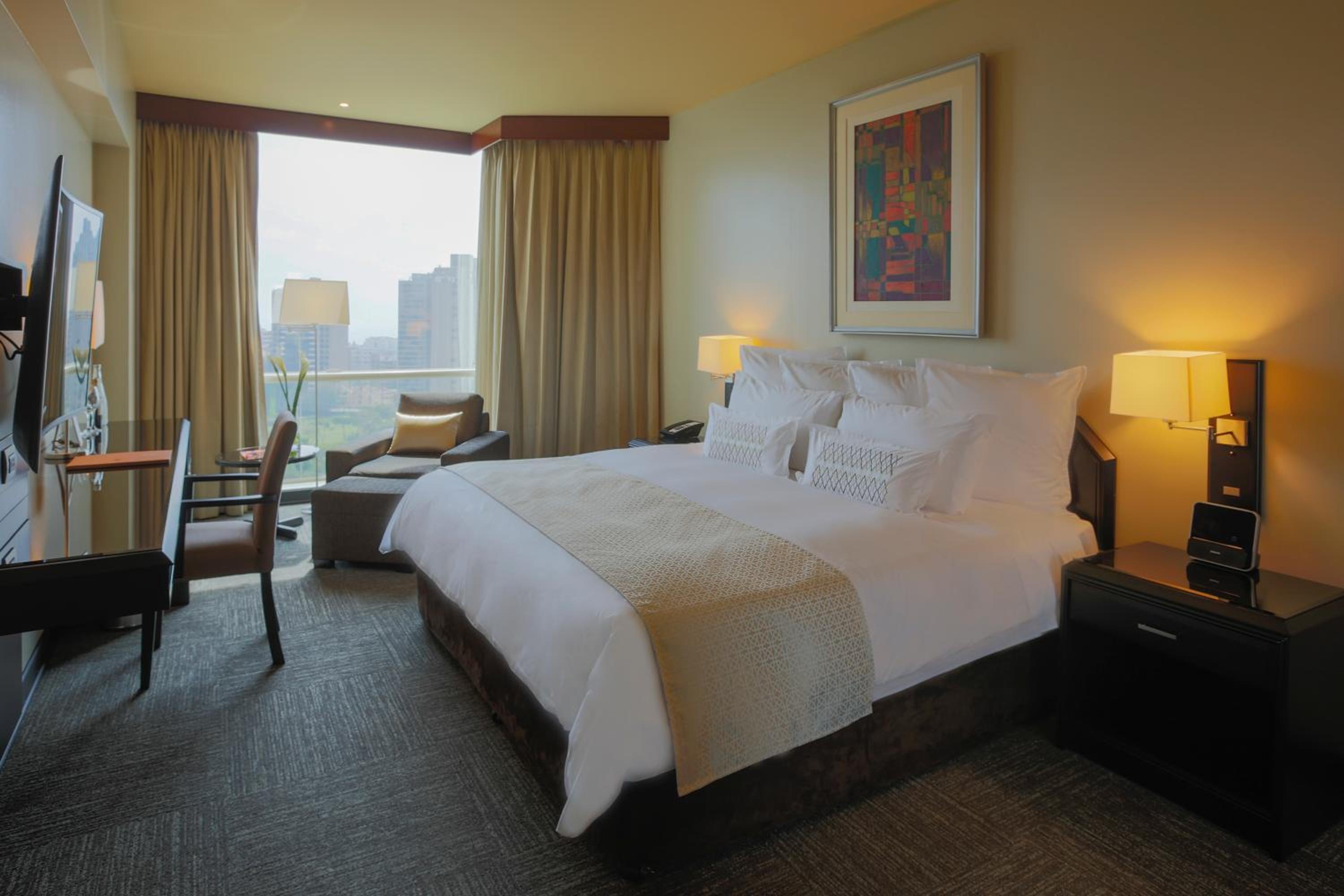 Executive Room - Photo 1