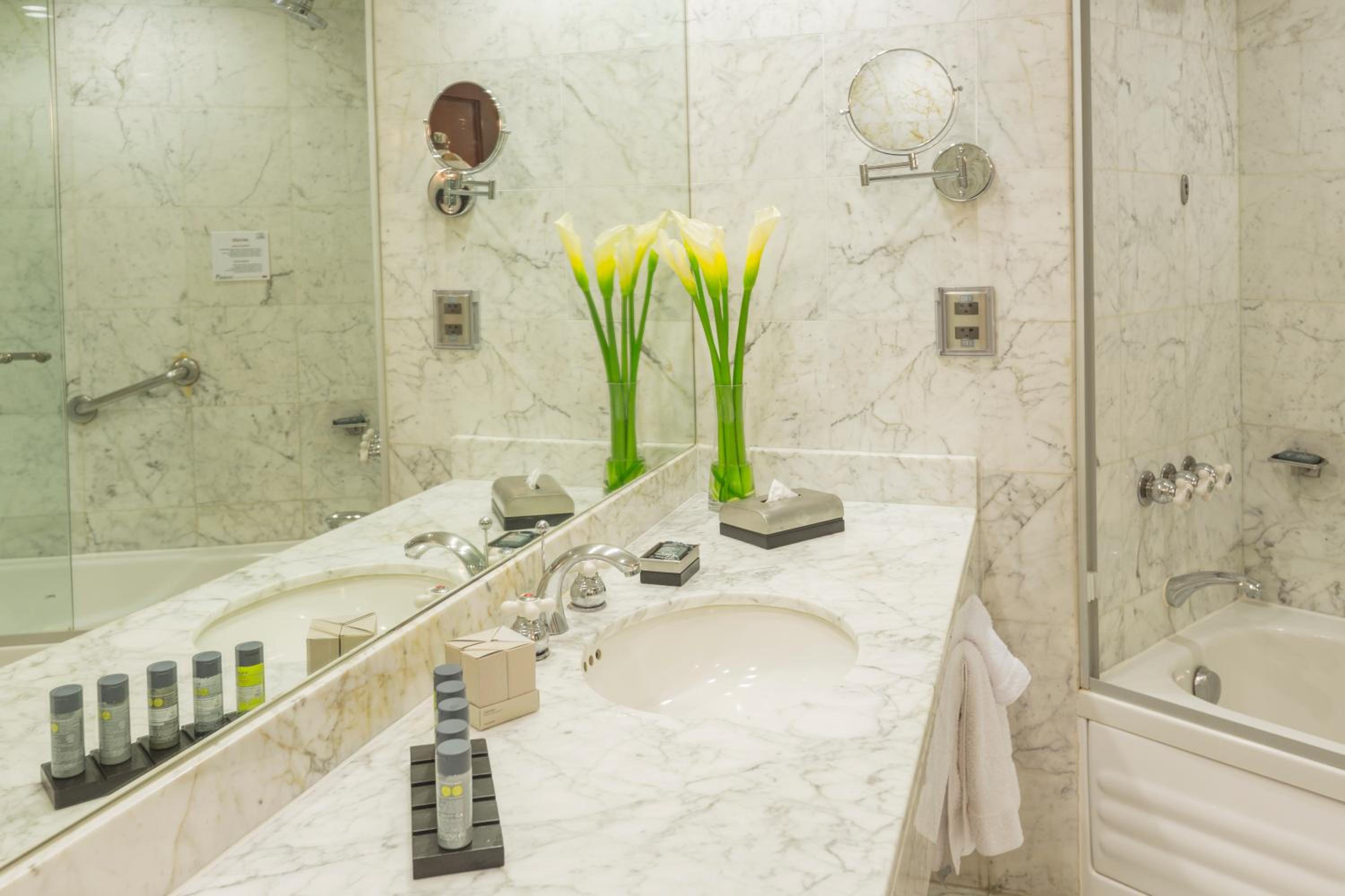Executive Room - Photo 4