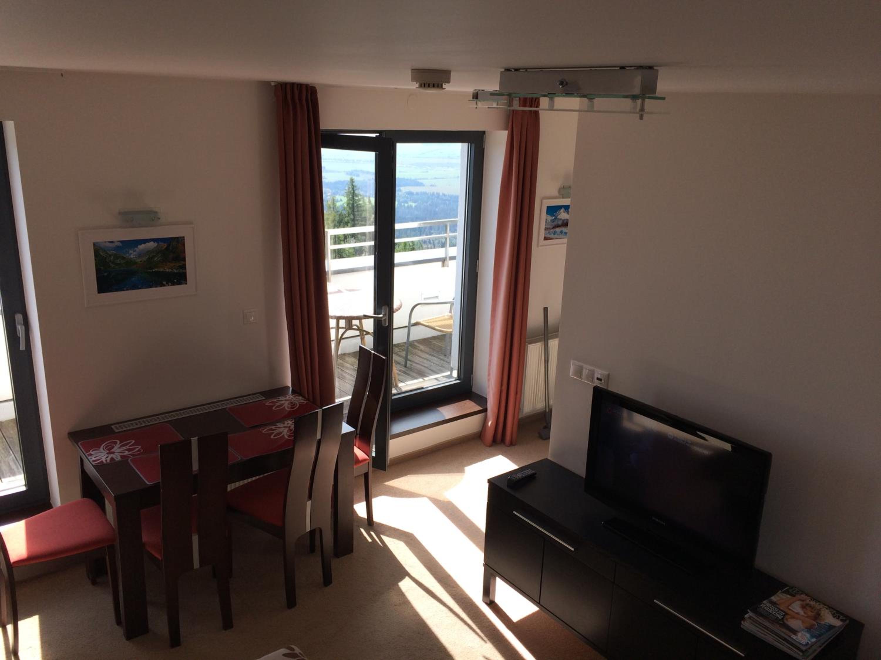 One-Bedroom Apartment - Photo 17