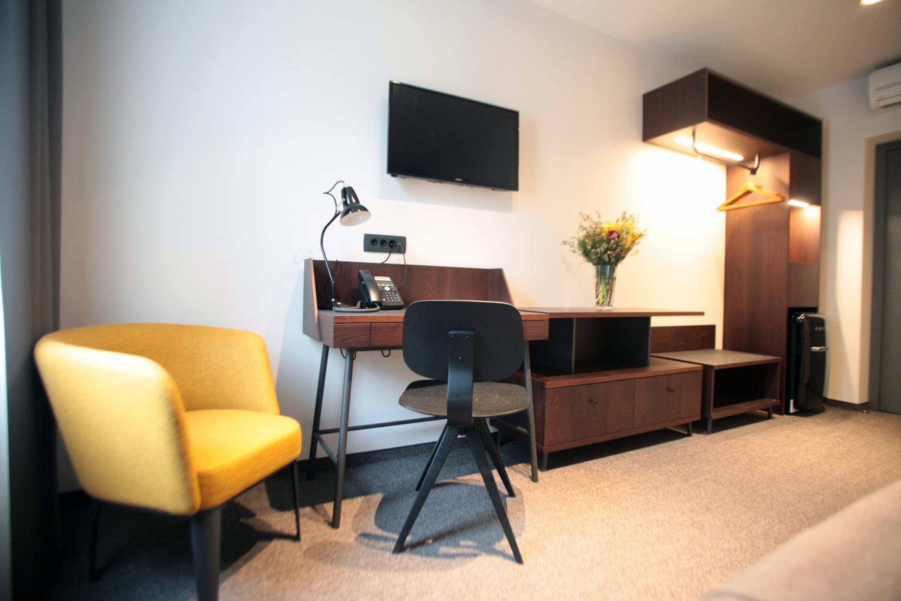 Comfort Double or Twin Room - Photo 8