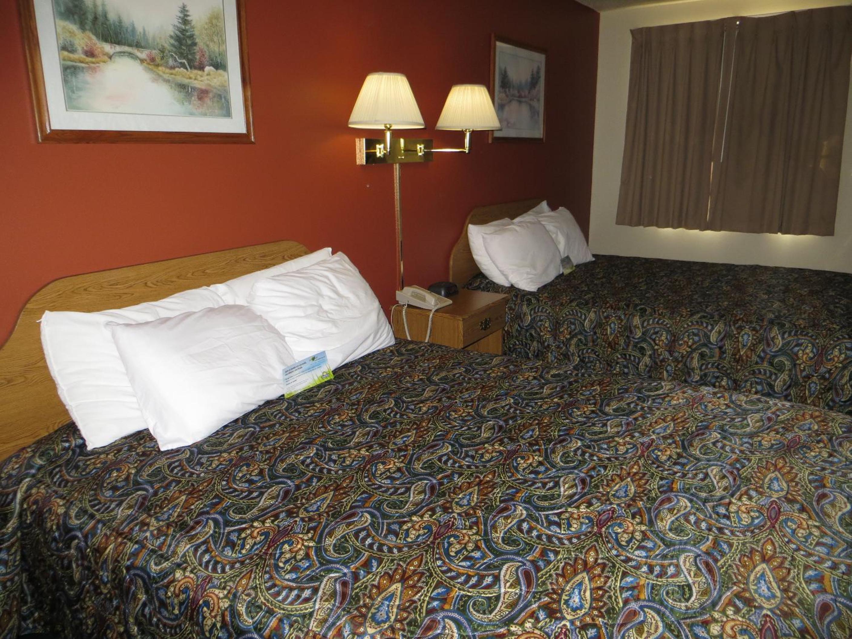 Queen Room with Two Queen Beds - Non-Smoking
